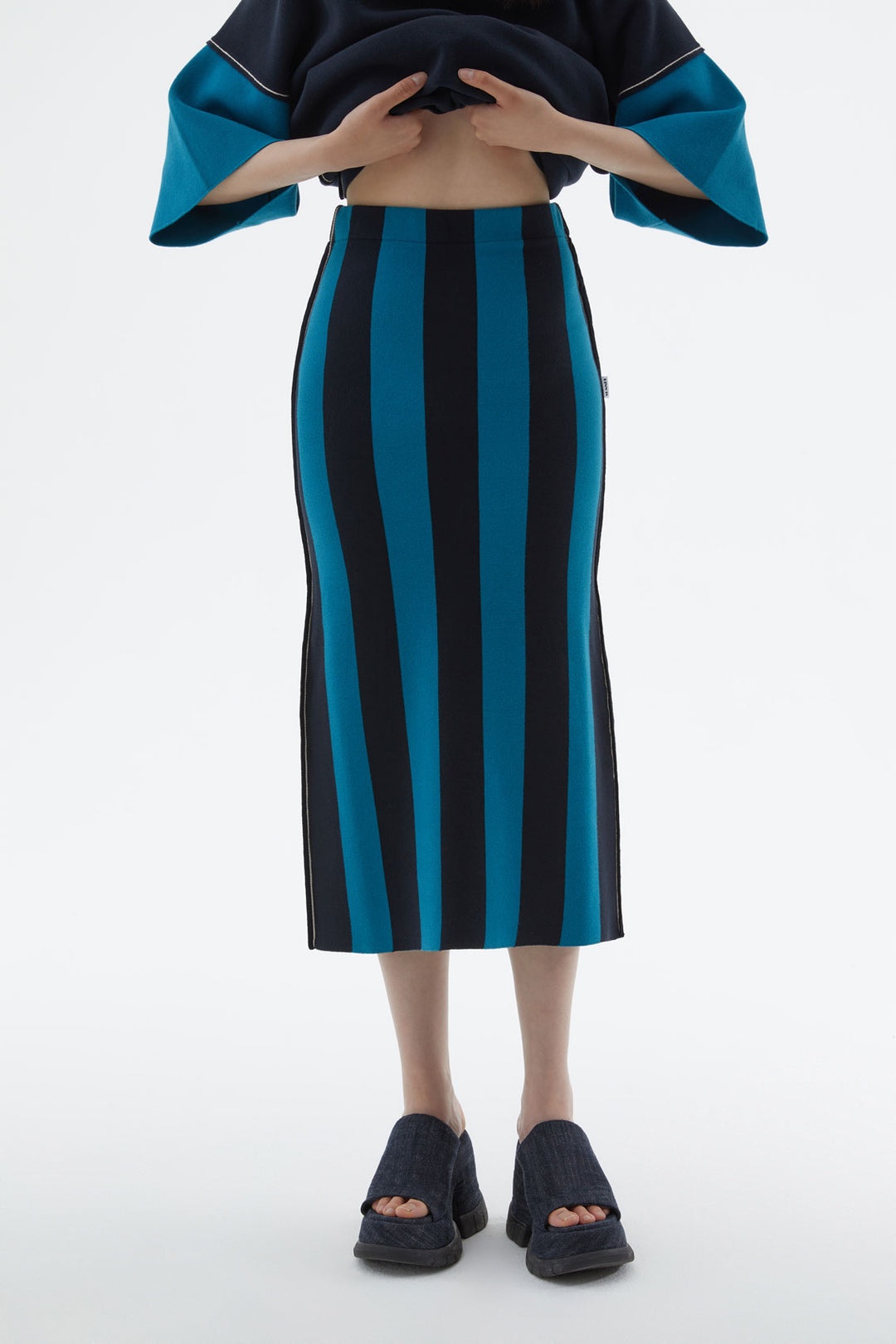 BLUE STRIPED KNIT SKIRT - 1
