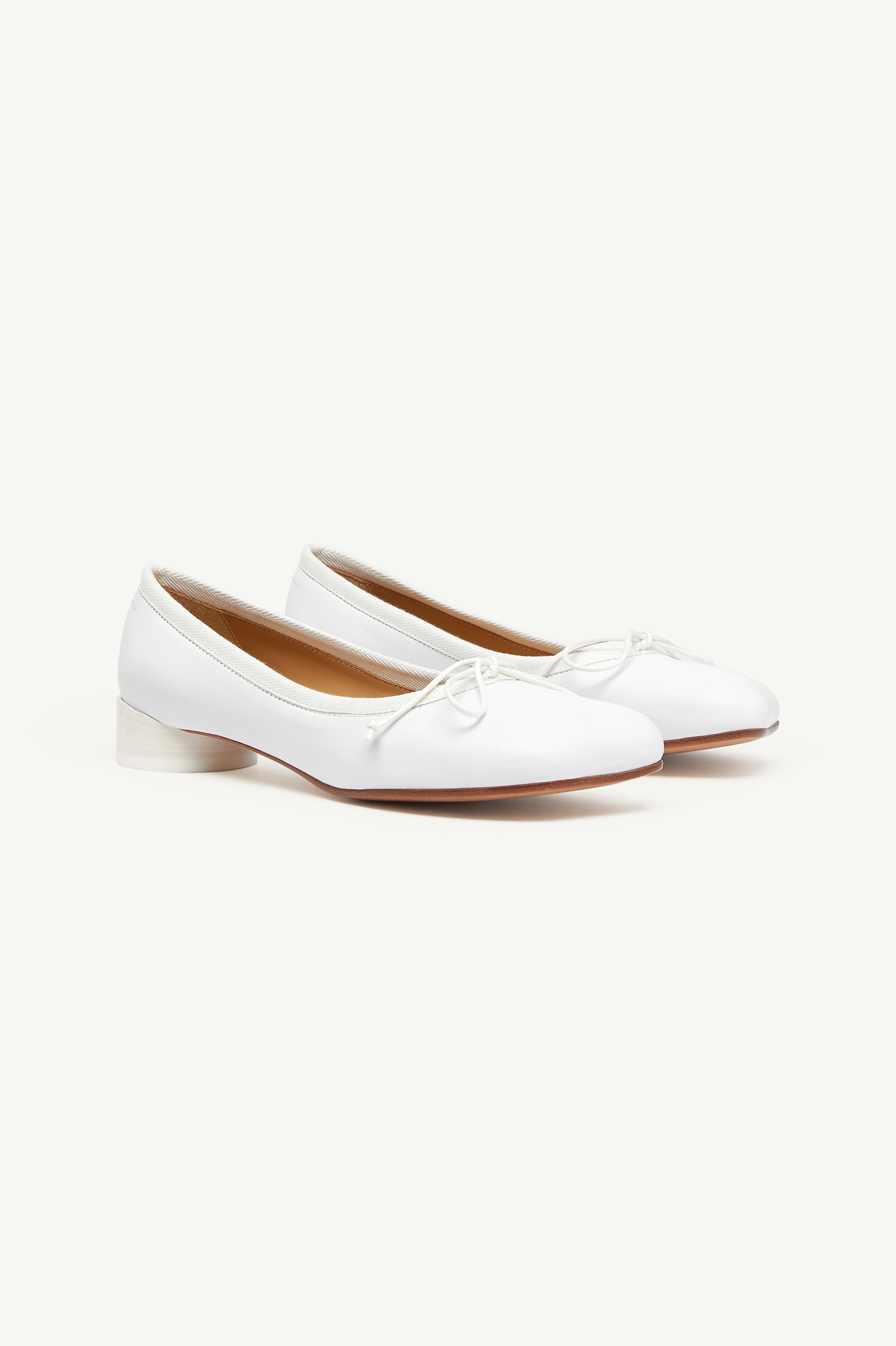 フラットシューズ MM6 MAISON MARGIELA White Leather Anatomic Ballerinas MM6 Maison Margiela Anatomic Leather Ballerina Shoes