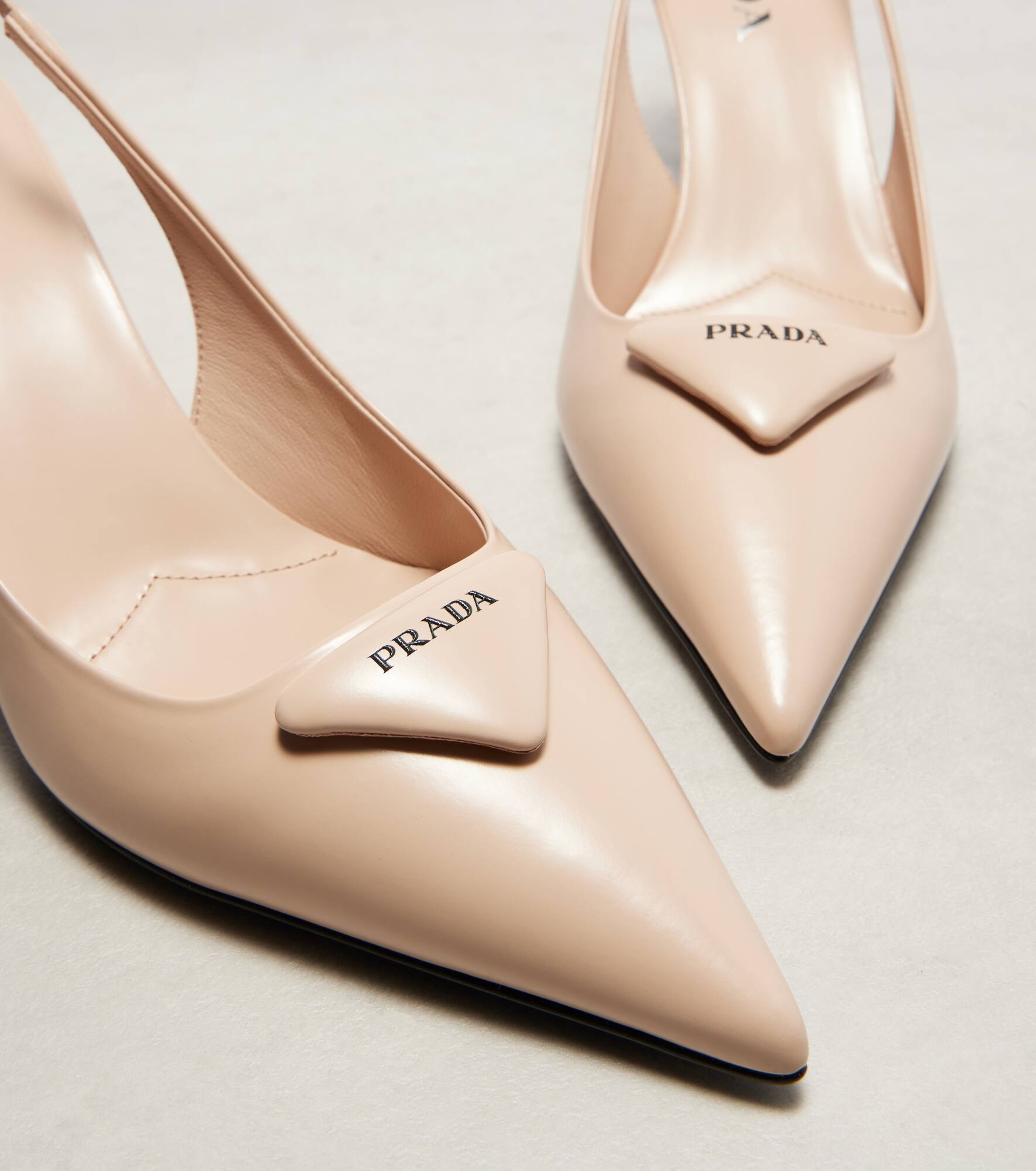 Leather slingback pumps - 5