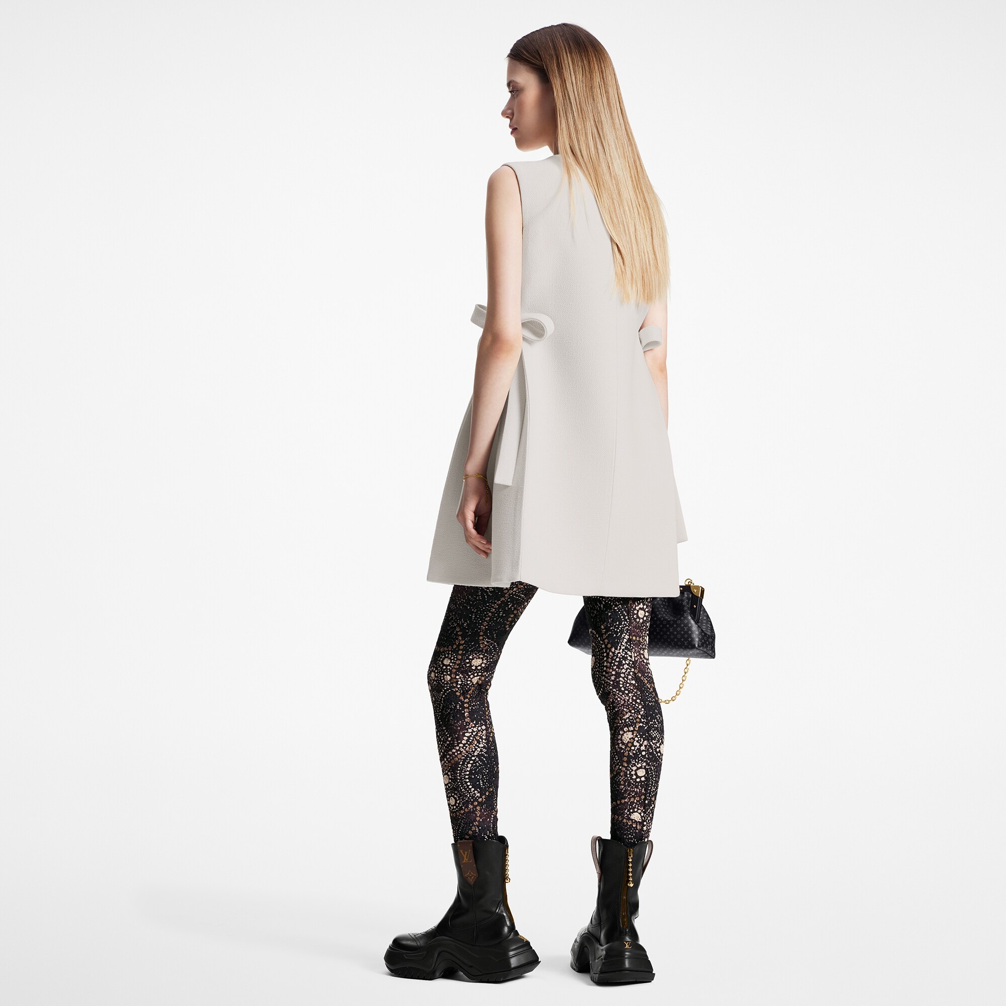 サ*エ様 LV dress 5c051ef1e878a02422d8f980a12b53