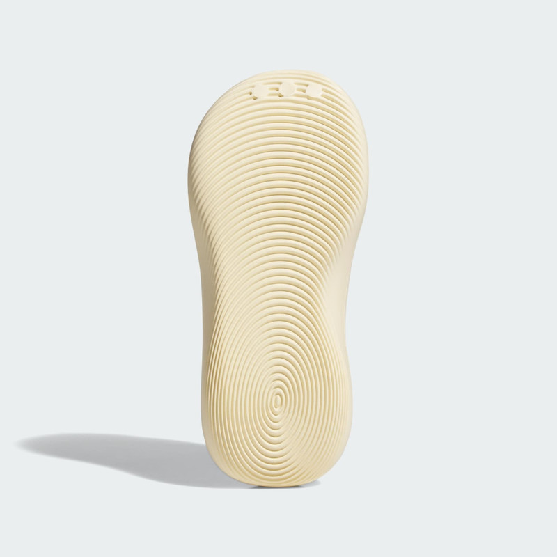 Adifom IIInfinity Slides 4