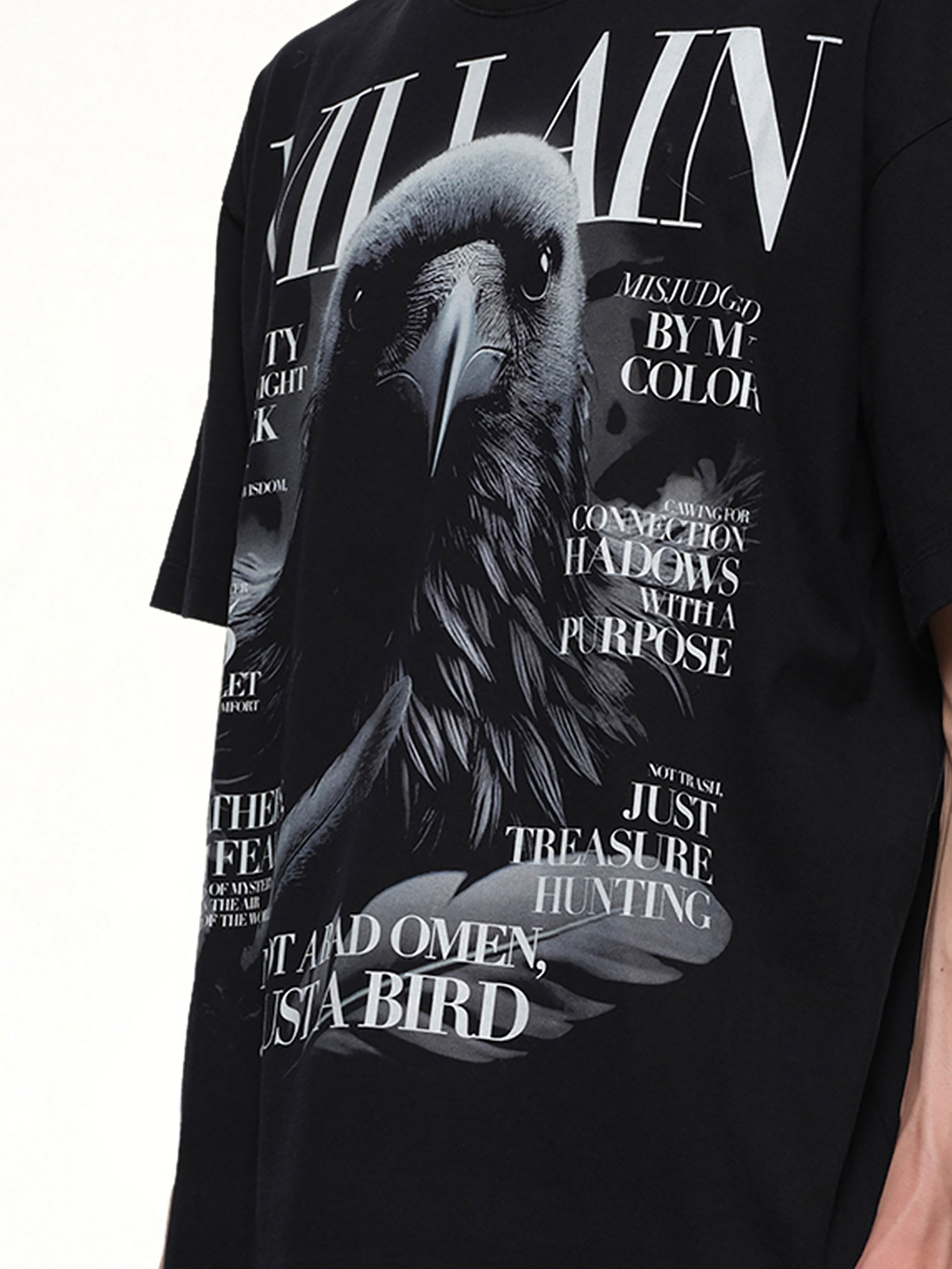 Villain Cover Print T-Shirt in Black - 6