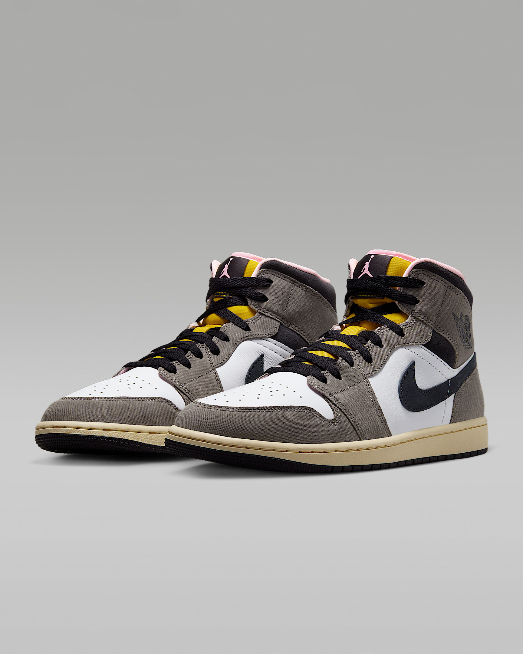 Air Jordan 1 Mid SE Men's Shoes - 5