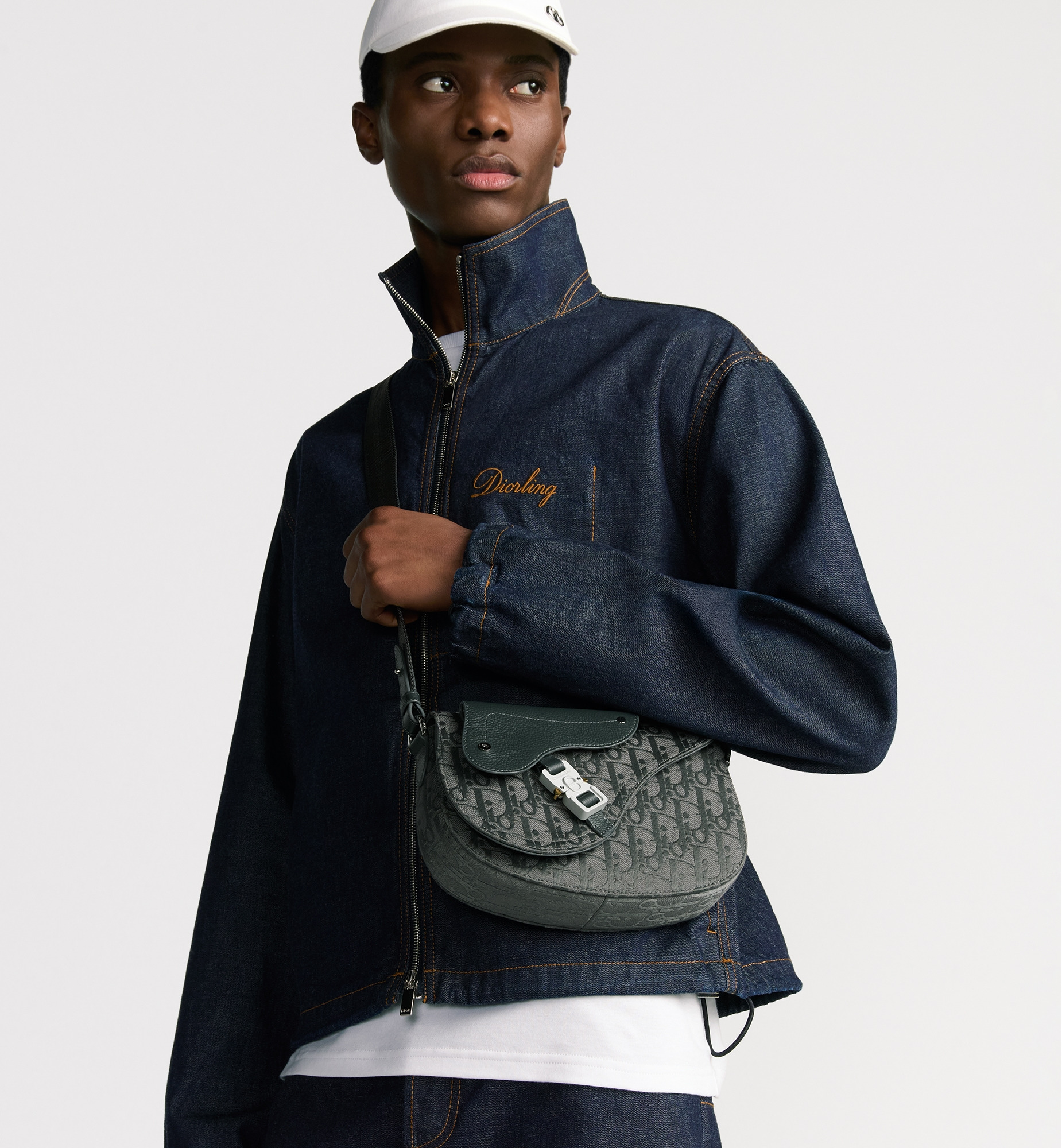 Saddle Messenger Bag - 3