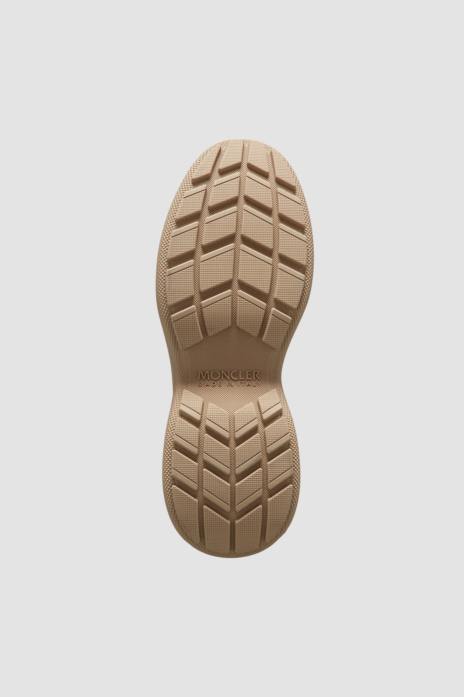 Resile Trek Lace-Up Boots - 6