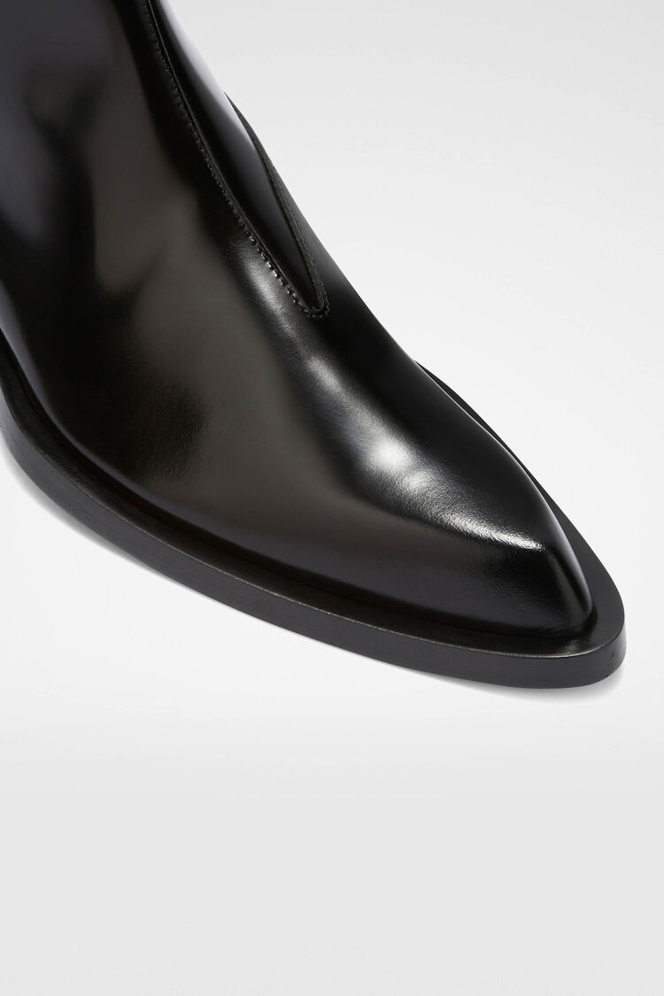 Chelsea Boots - 6