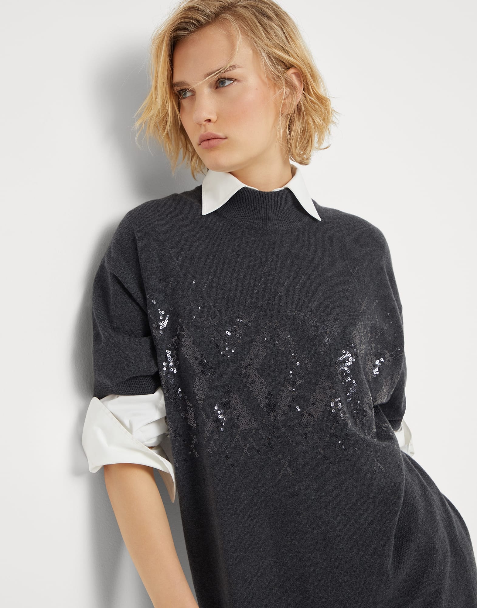 Virgin wool, cashmere and silk knit dress with dazzling mosaic embroidery - 4