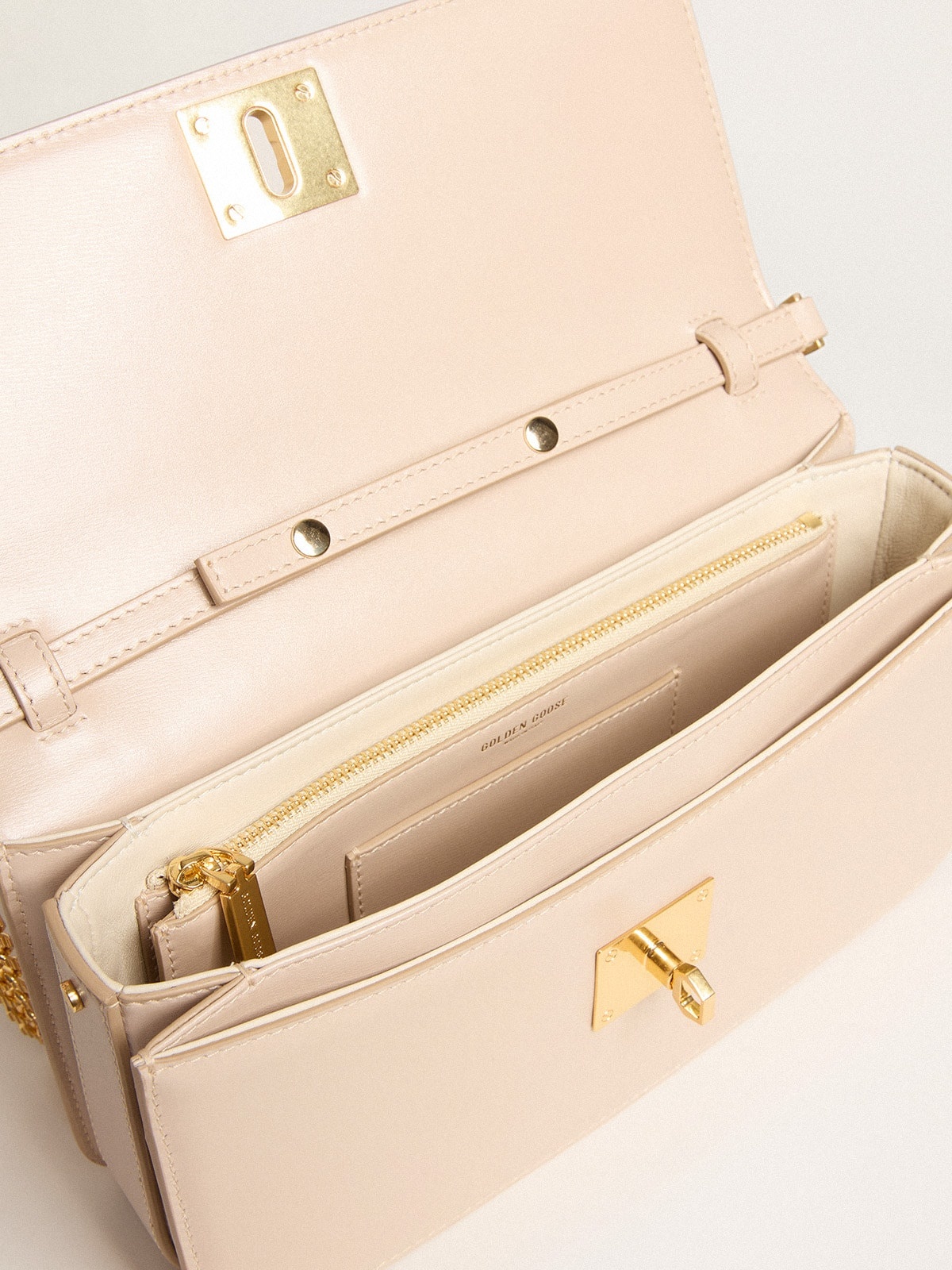 Gioia Bag in pale pink boarded leather with gold details - 5