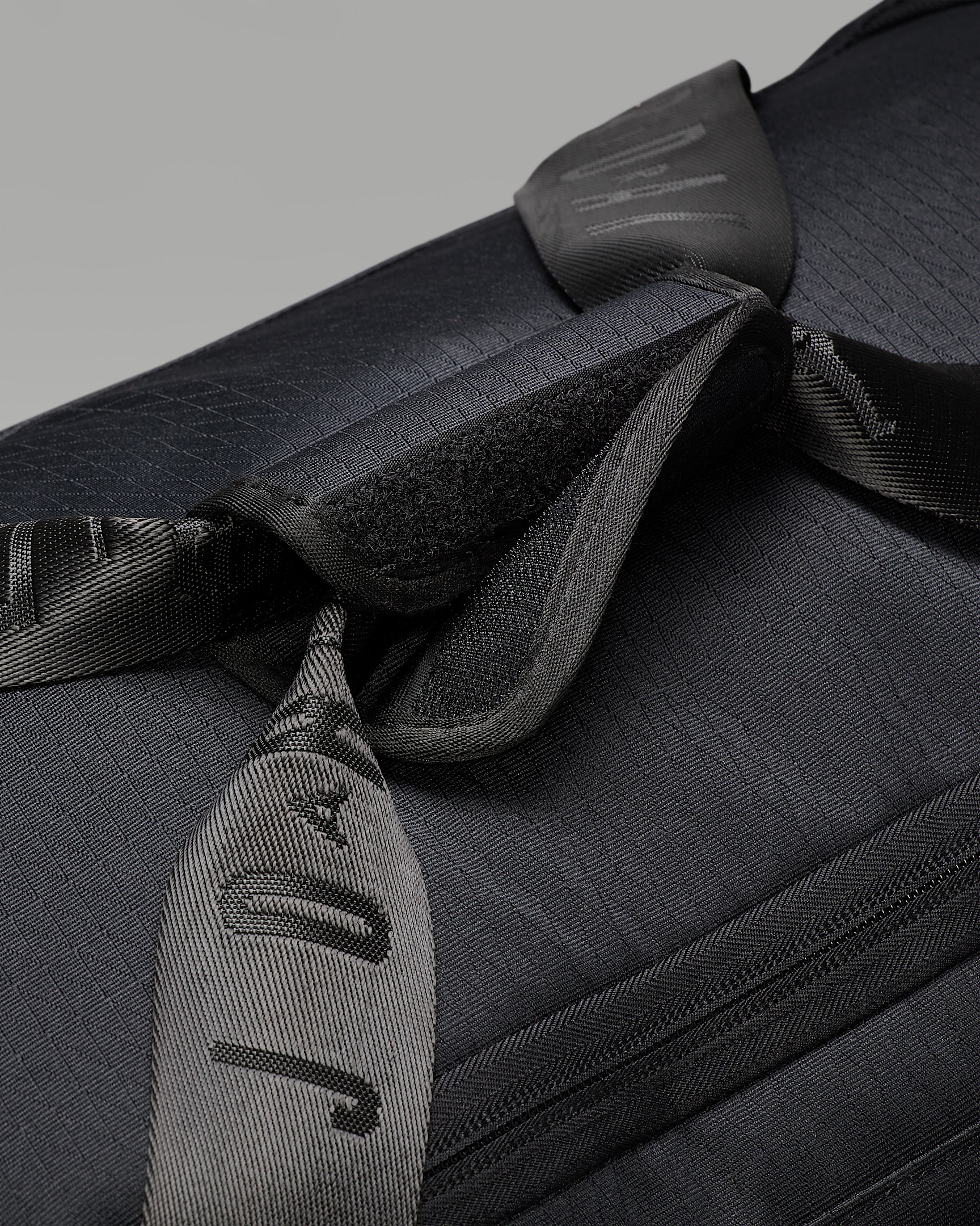 Jordan Collectors Duffel (44L) - 12