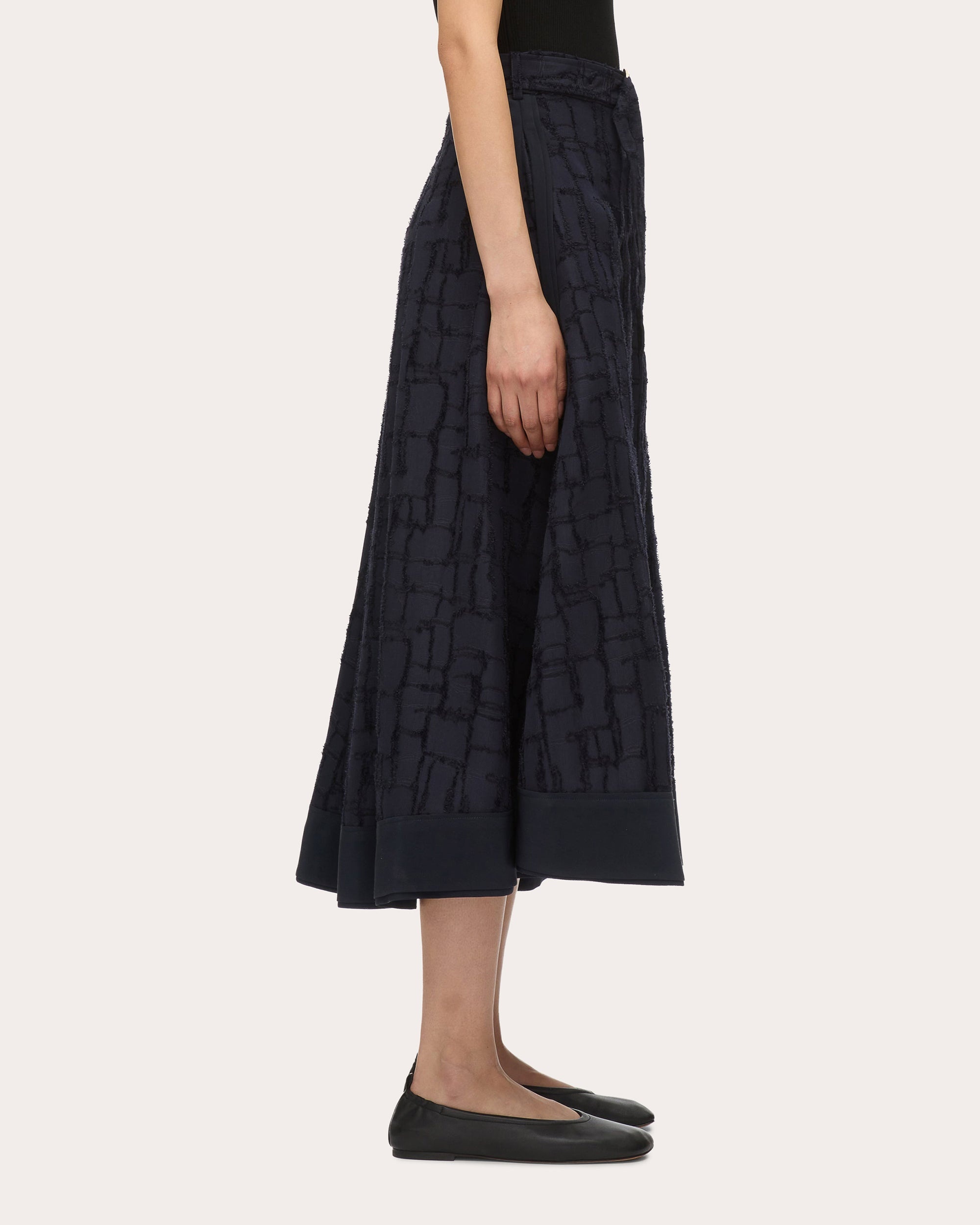Pleated Fil-Coupé Midi Skirt - 3