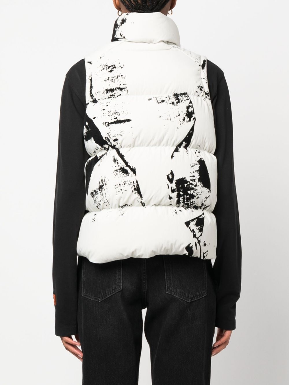 graphic-print padded gilet - 4