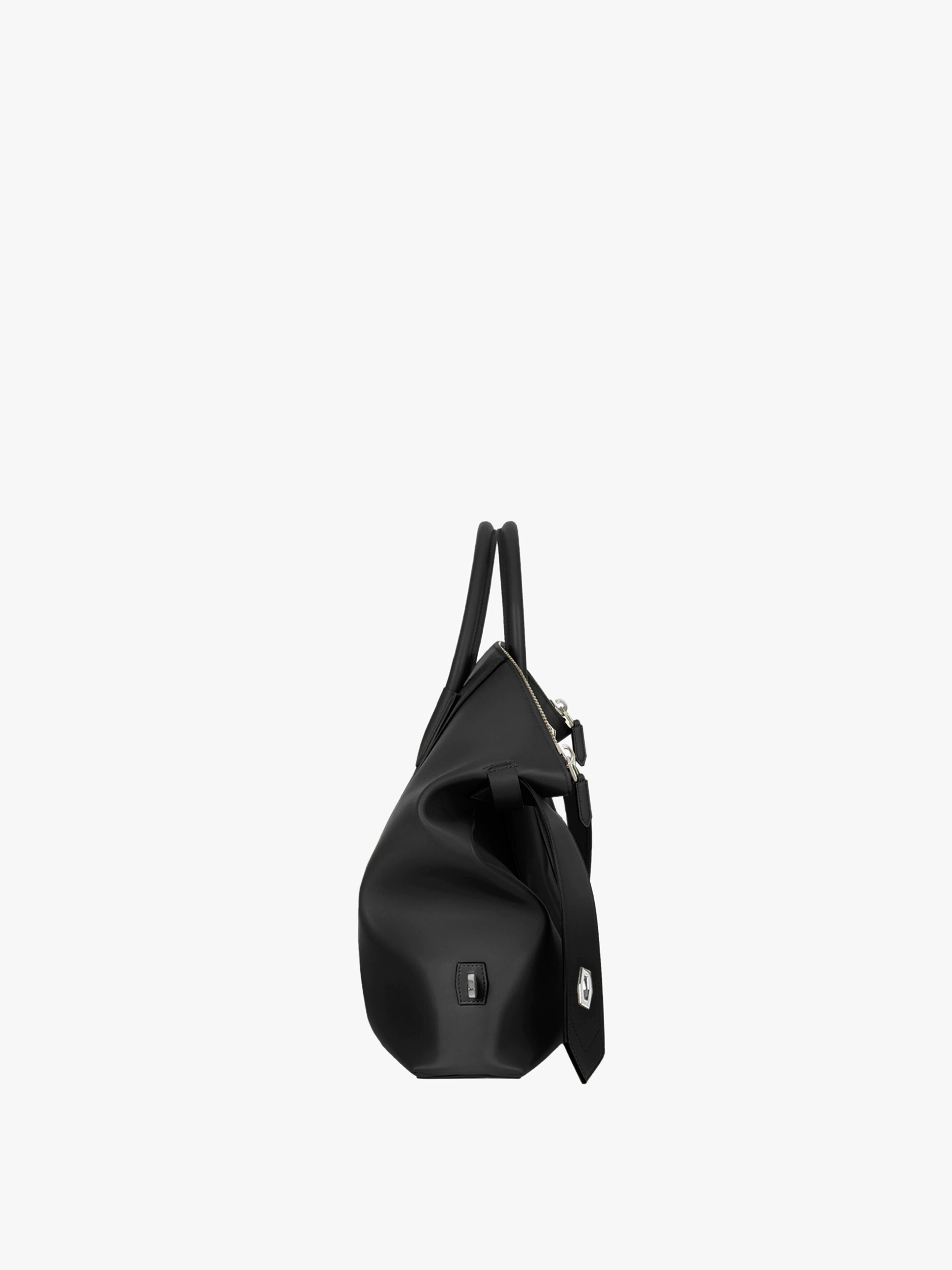 LARGE ANTIGONA SOFT BAG IN SMOOTH LEATHER 3