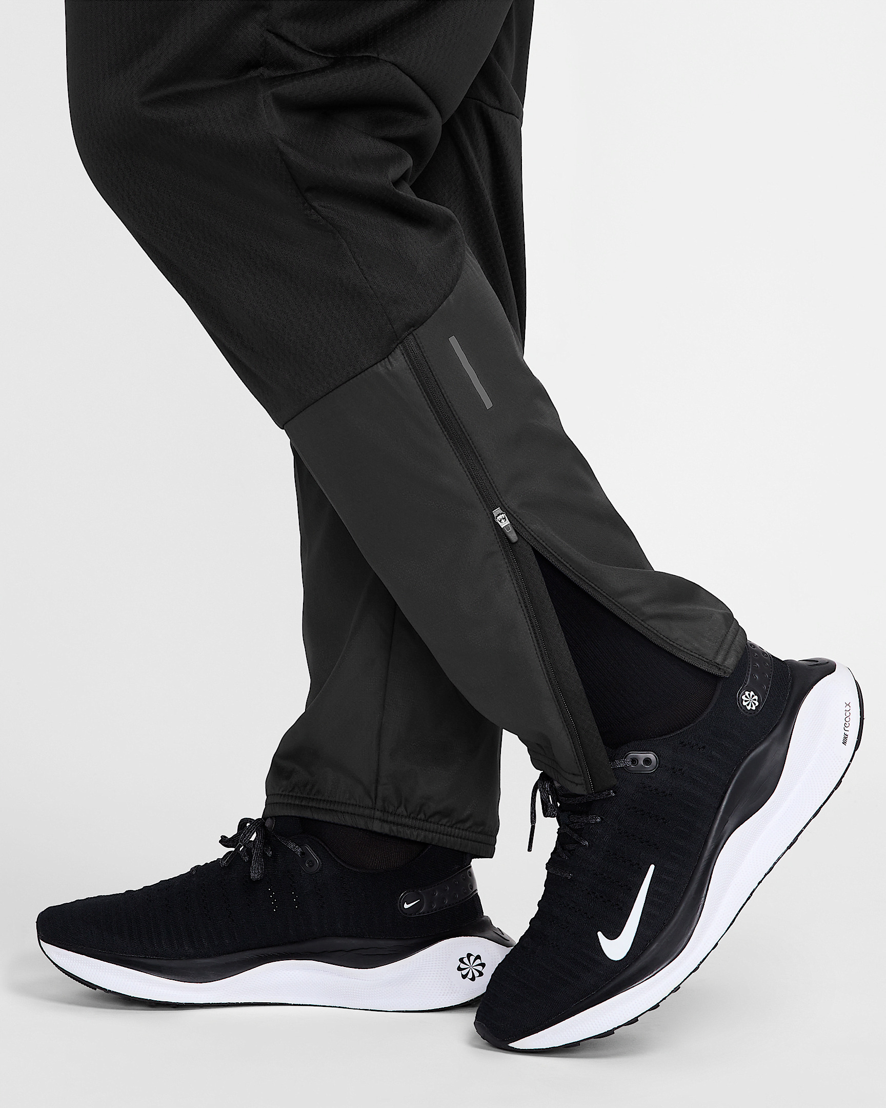 Nike Sphere Challenger Men's Therma-FIT Water-Repellent Running Pants - 17