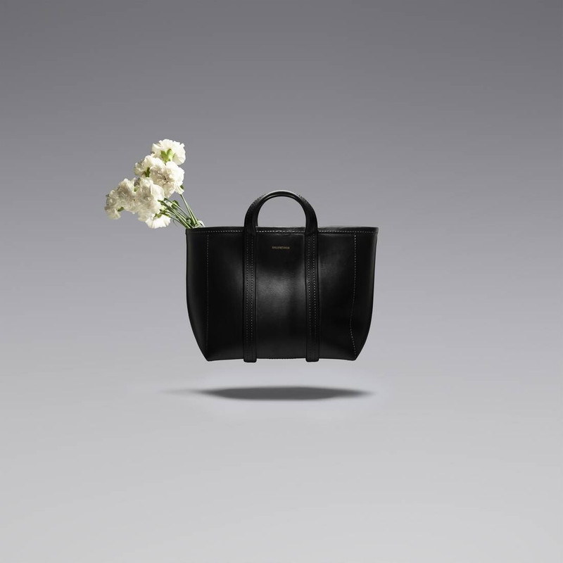 Bag Vase  in Black 8