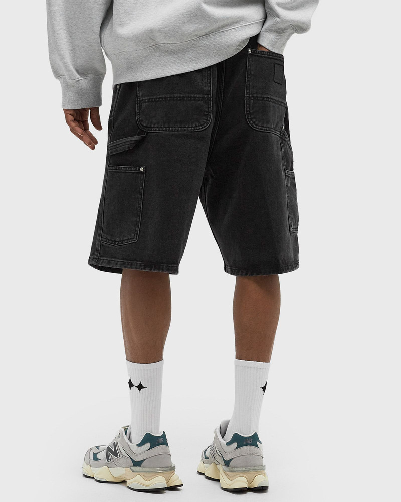 Rivet Short 3