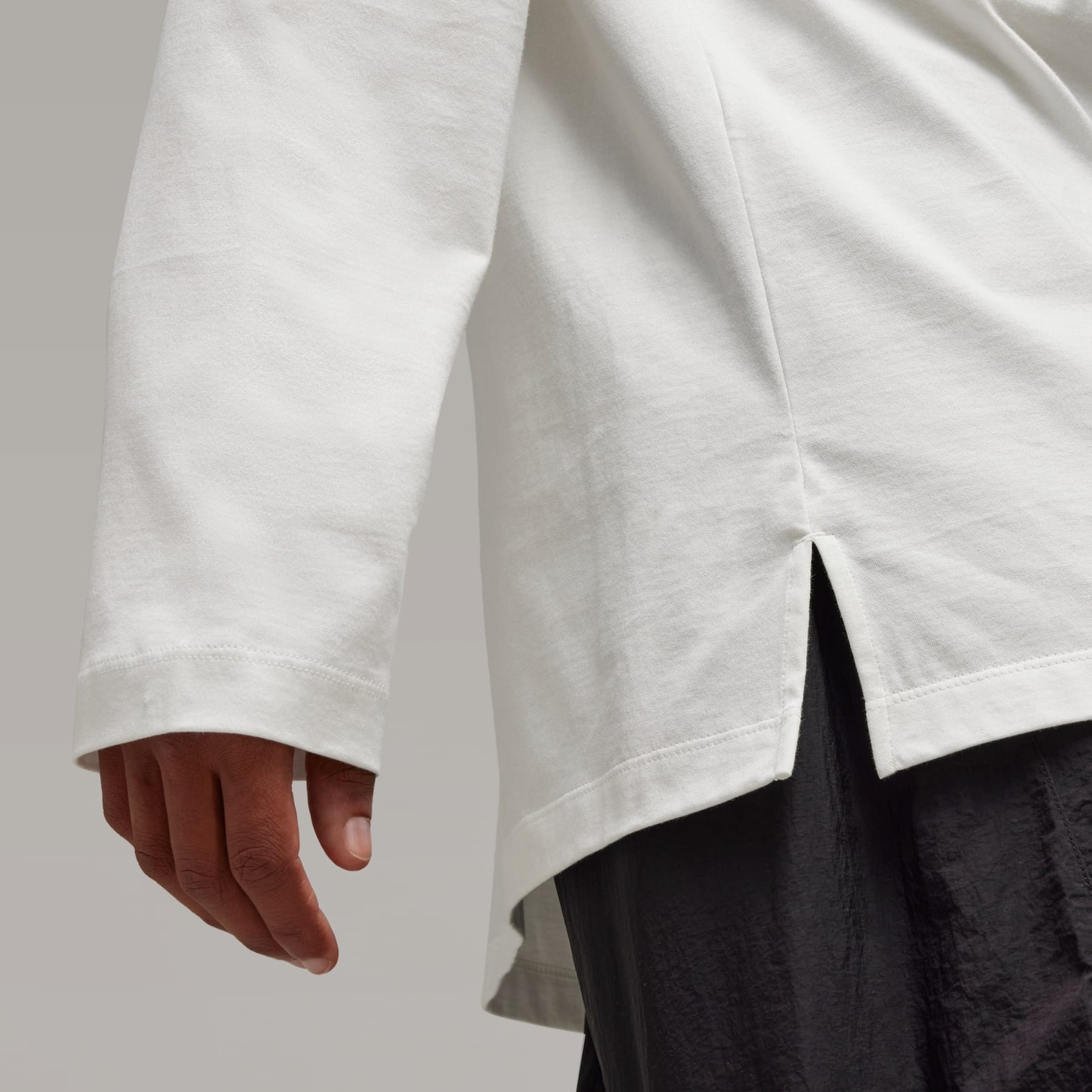 Y-3 Graphic Logo Long Sleeve Tee - 7