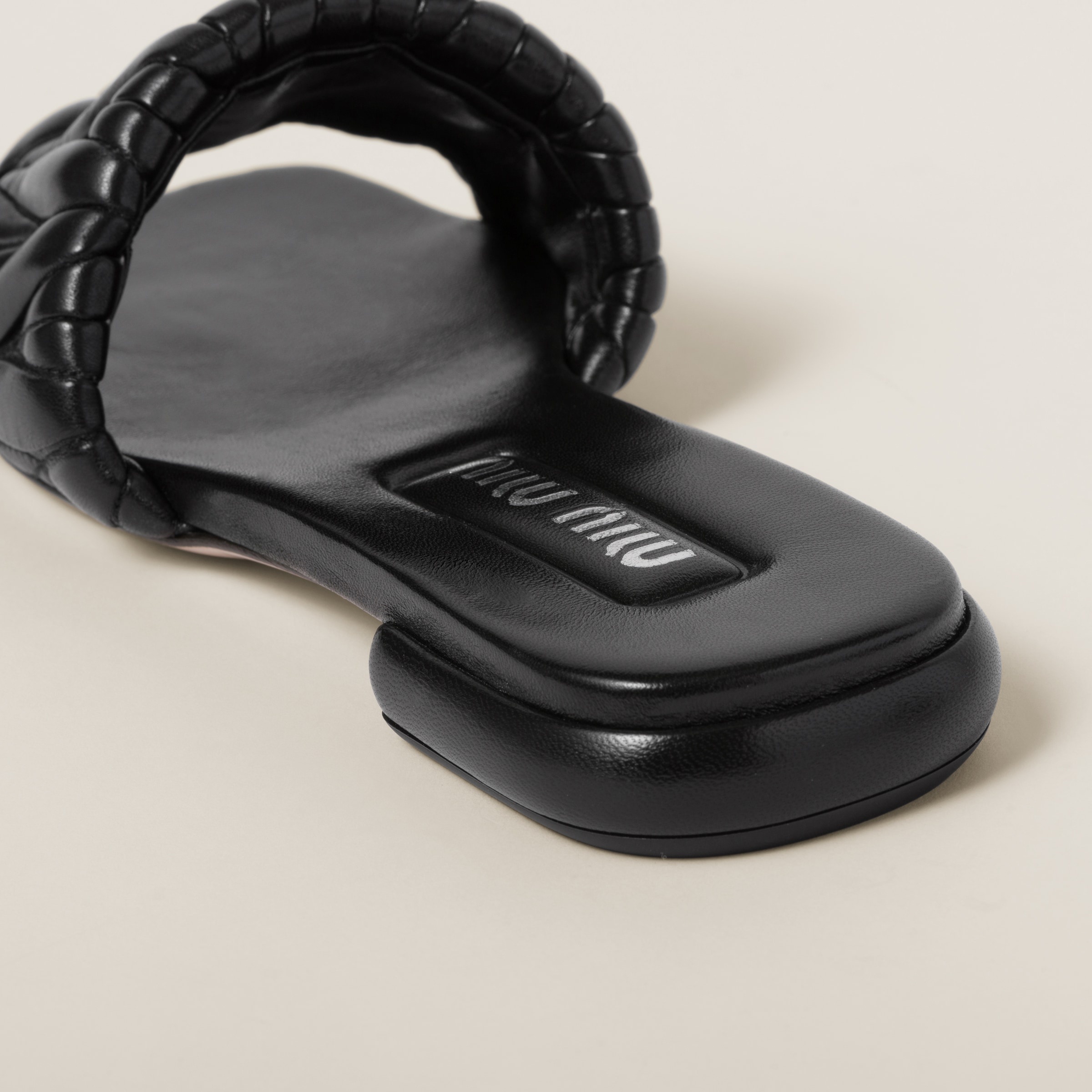Matelassé nappa leather slides - 3