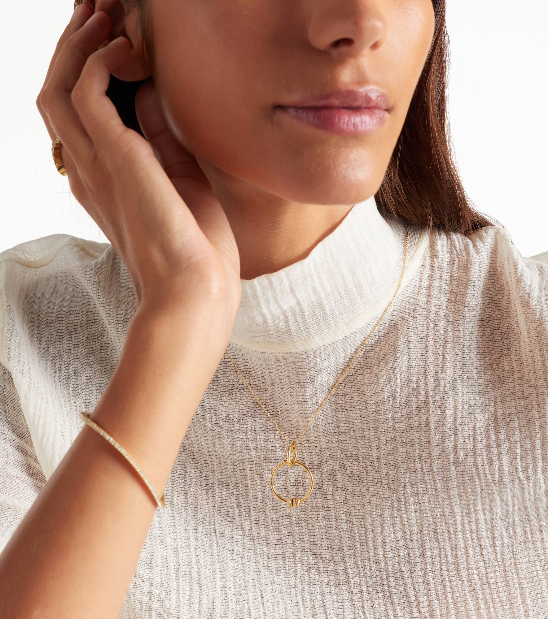 Asha 18kt gold hoop earrings with diamonds - 3
