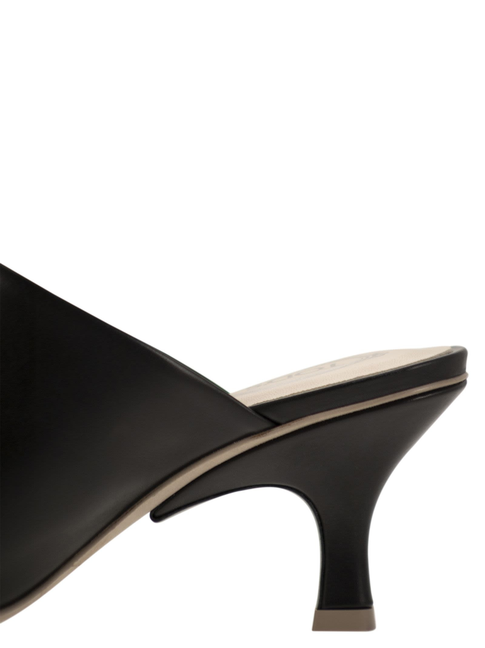 Tod's Women Leather Sabot - 7