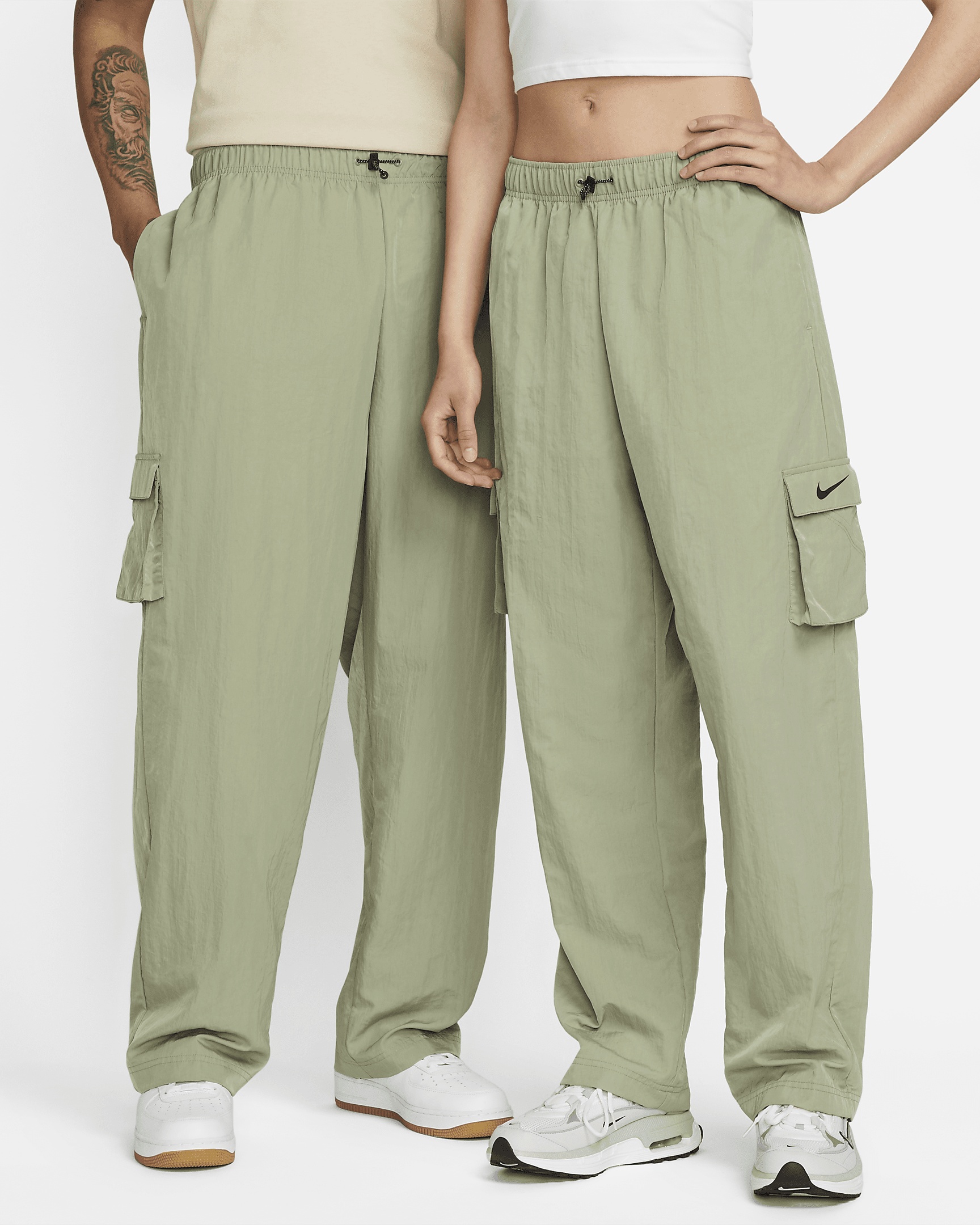 Nike Sportswear Essential Women's High-Rise Woven Cargo Pants - 1