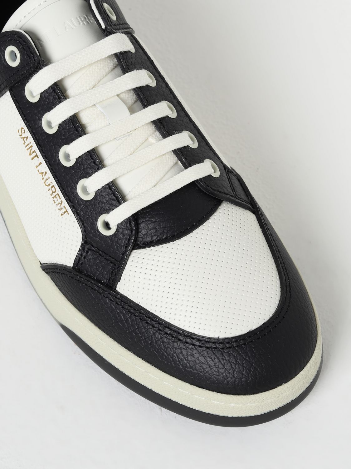 Saint Laurent sneakers in grained leather - 4
