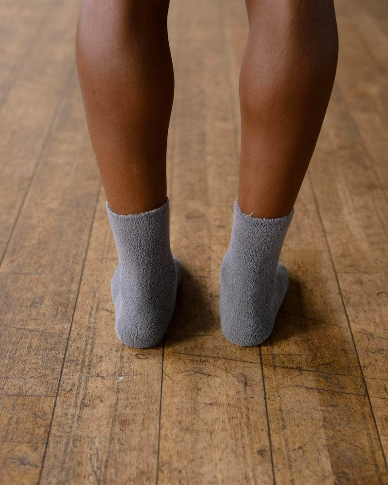 Buckle Overankle Socks - Textured Organic Cotton 4