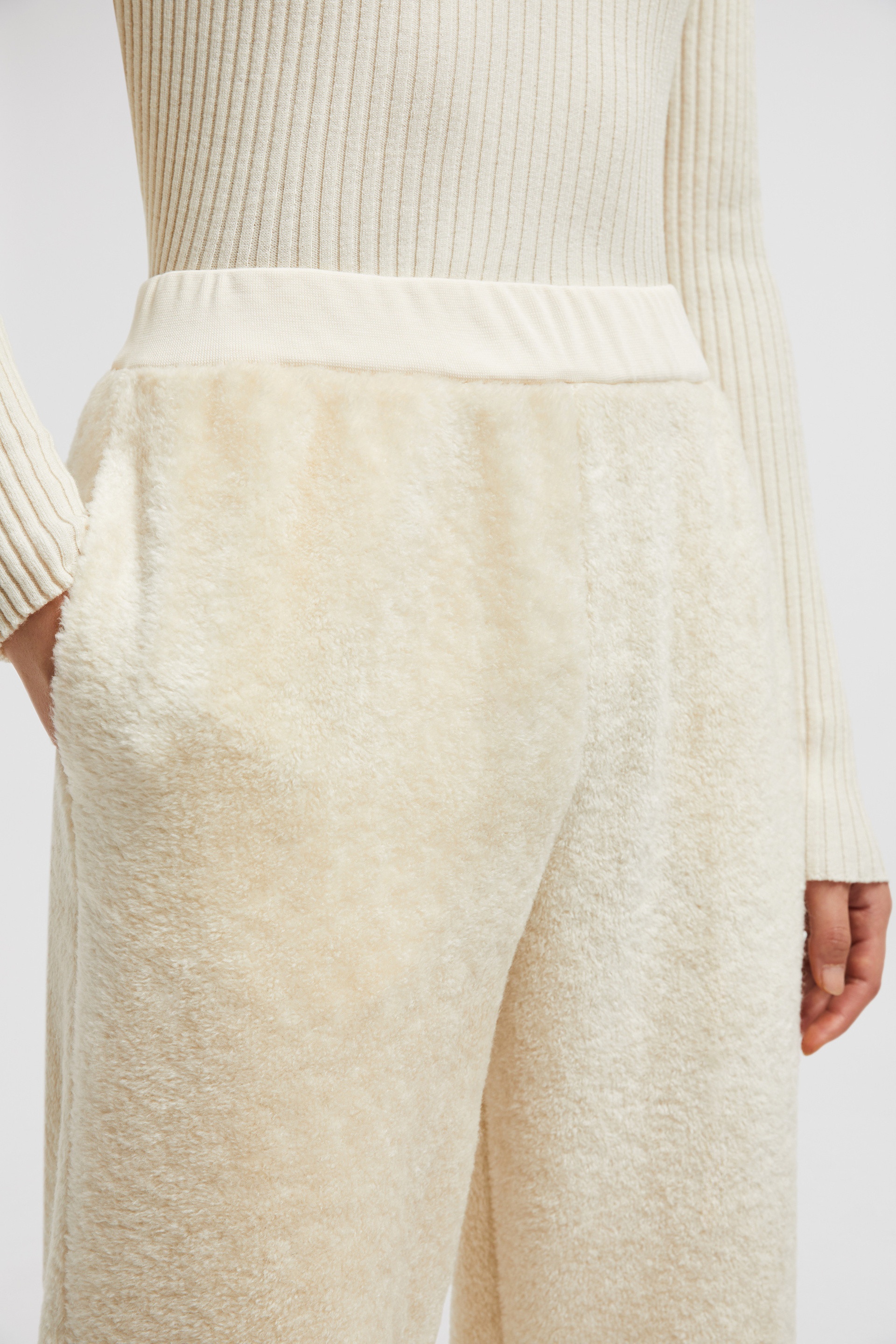 Teddy Sweatpants - 6