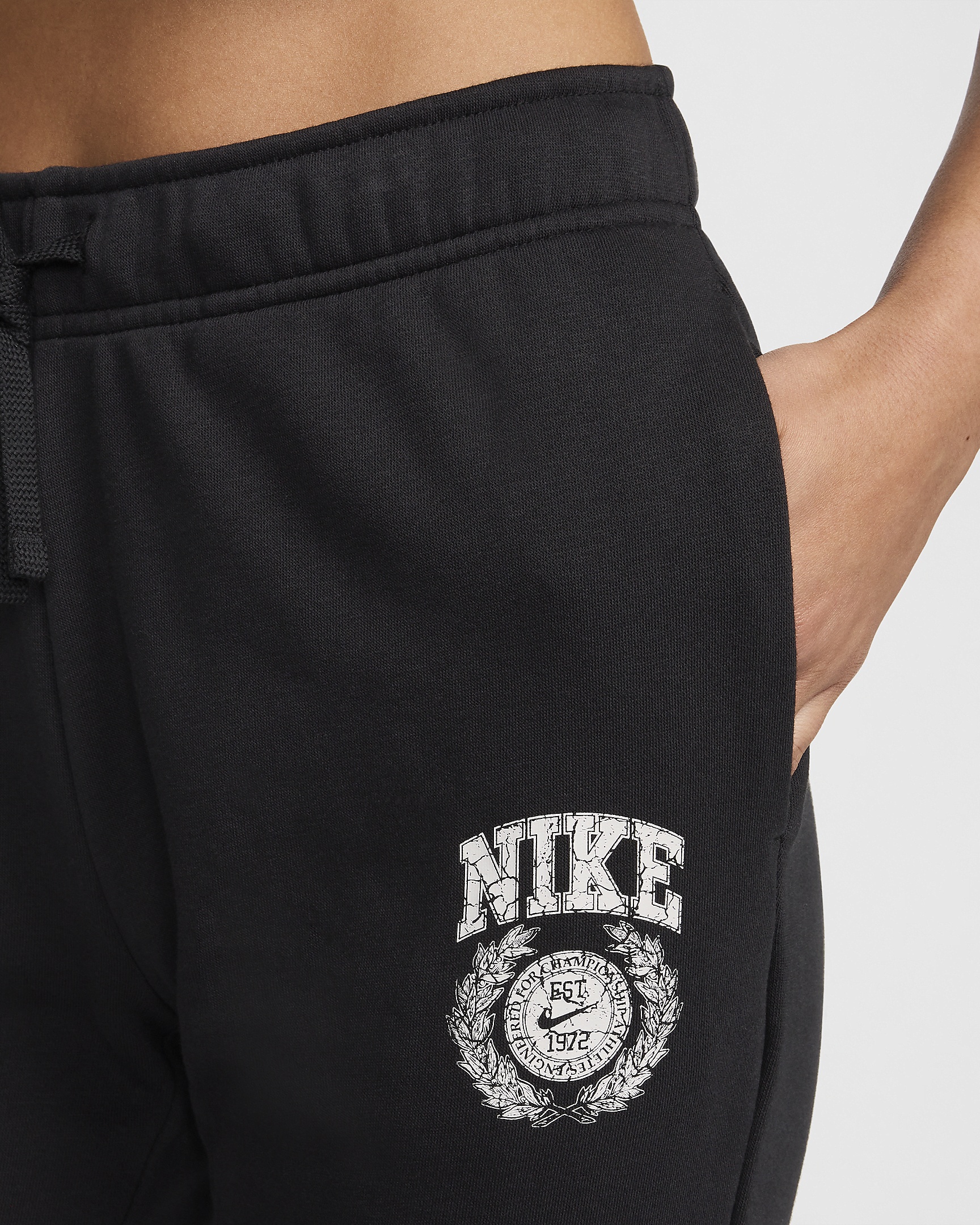 Nike Sportswear Club Fleece Women's Mid-Rise Pants - 3