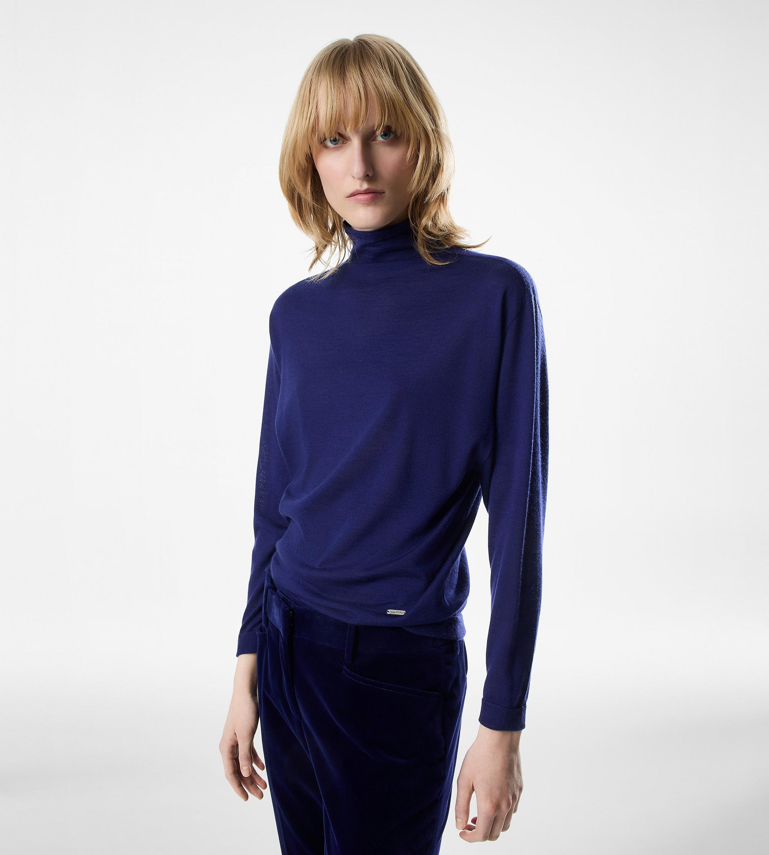 LONG SLEEVE TURTLENECK KNIT WITH TOM FORD METAL PLAQUE - 2