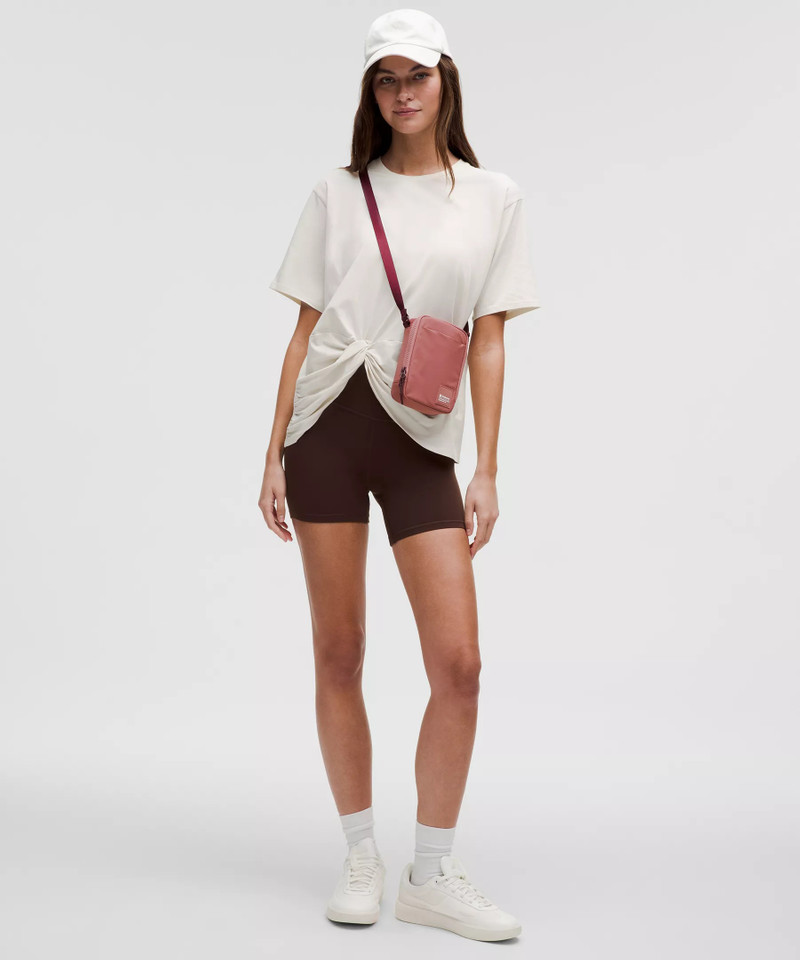 lululemon Easy Access Crossbody Bag 1.5L outlook