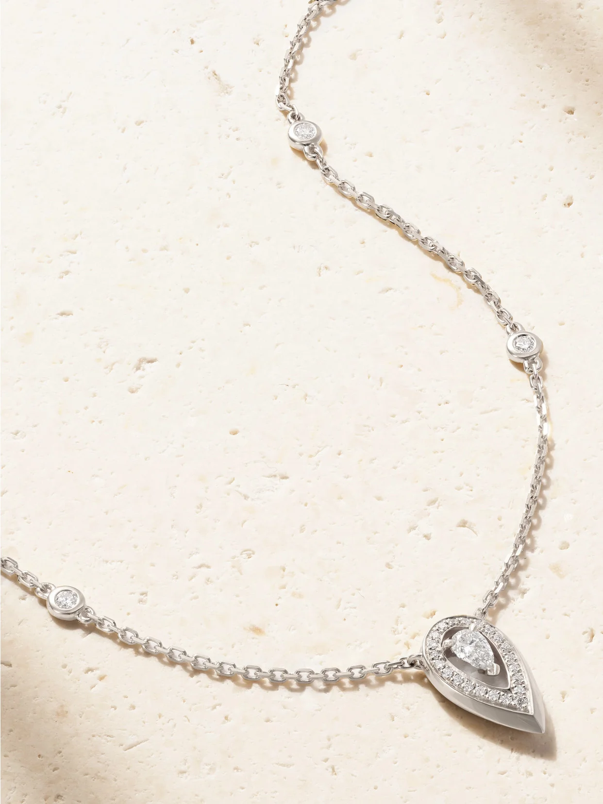 Fiery 18-karat White Gold Diamond Necklace - 1