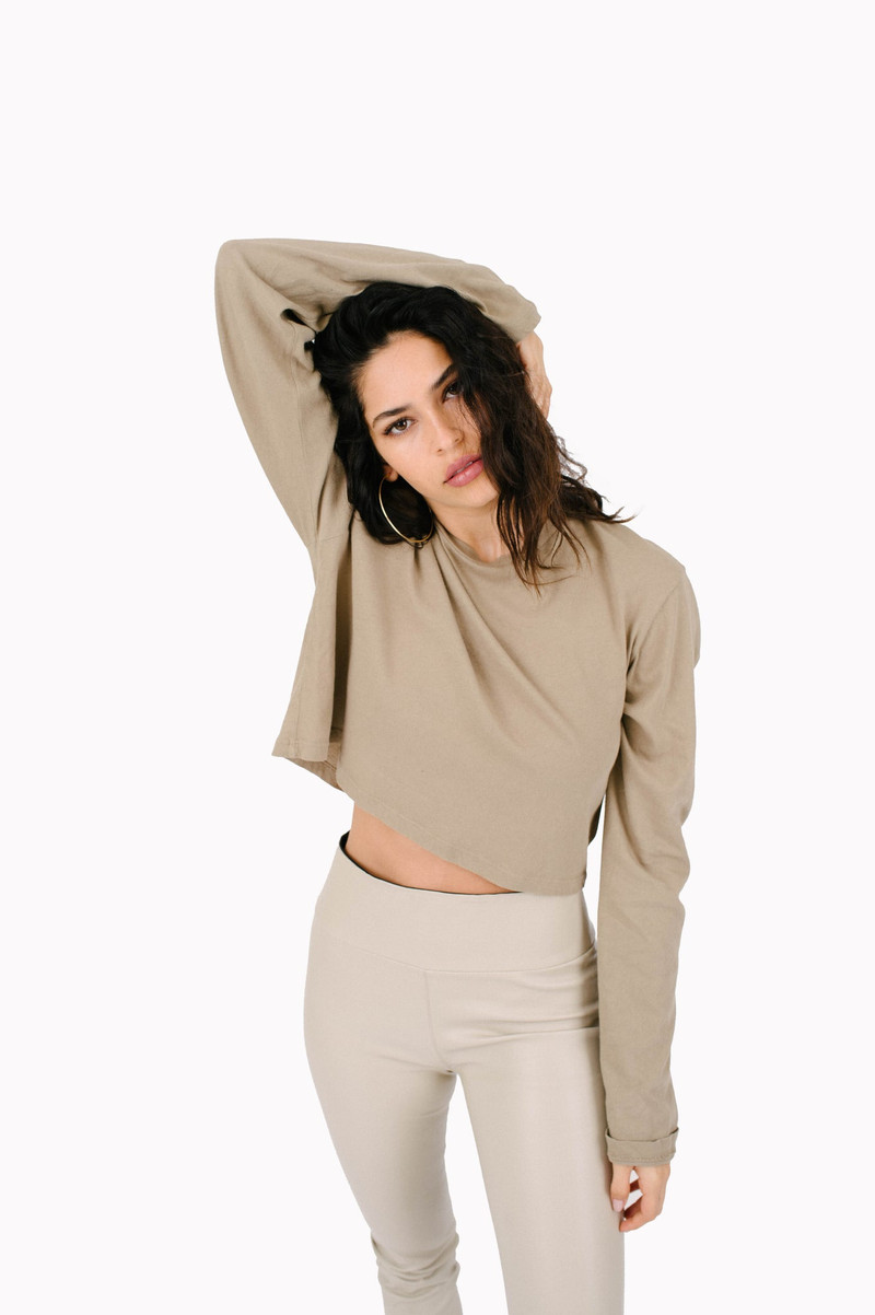 SAND COTTON CROP LONG SLEEVE TEE 3