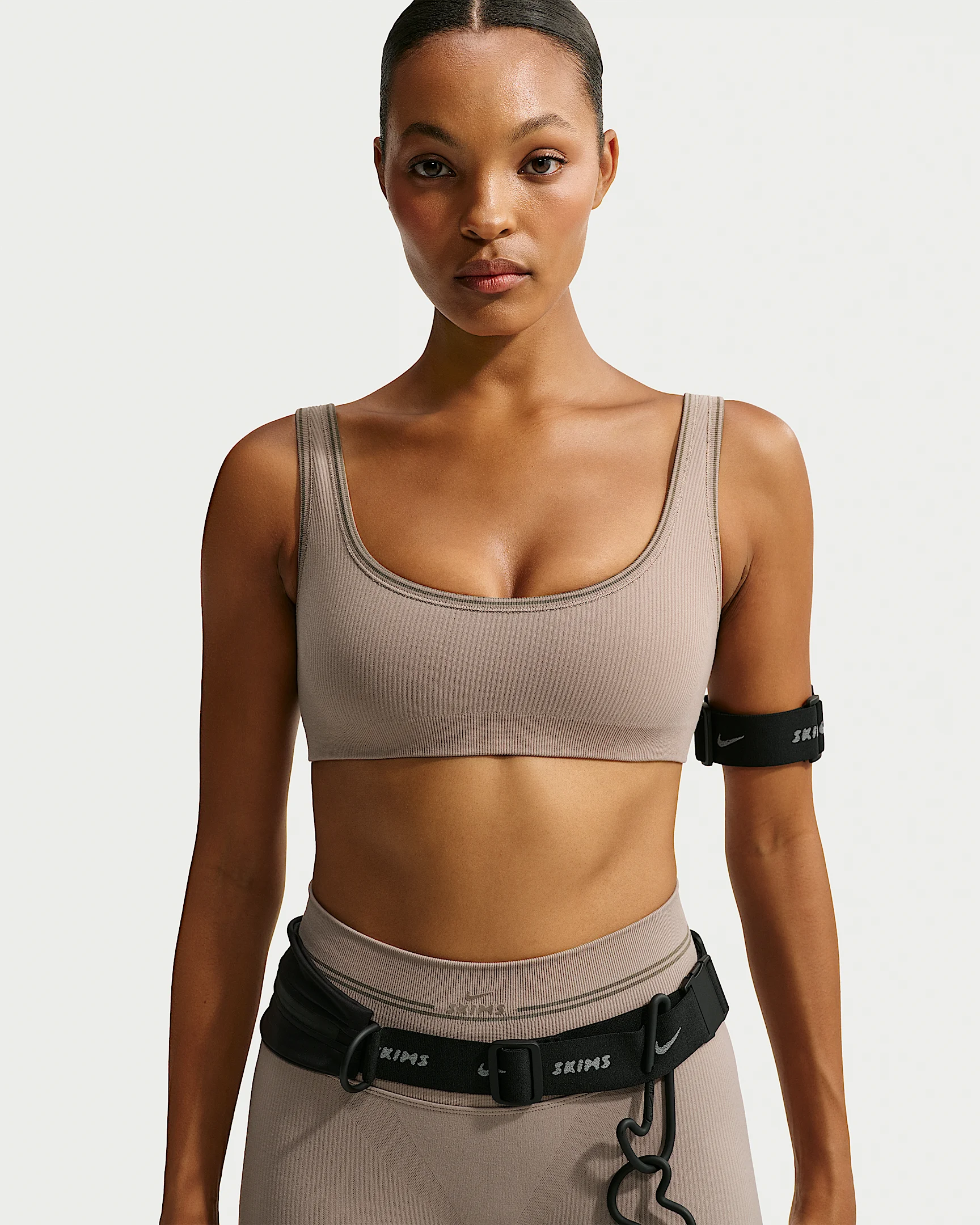 NikeSKIMS Ribbed Seamless Women's Micro-Scoop Bra - 1