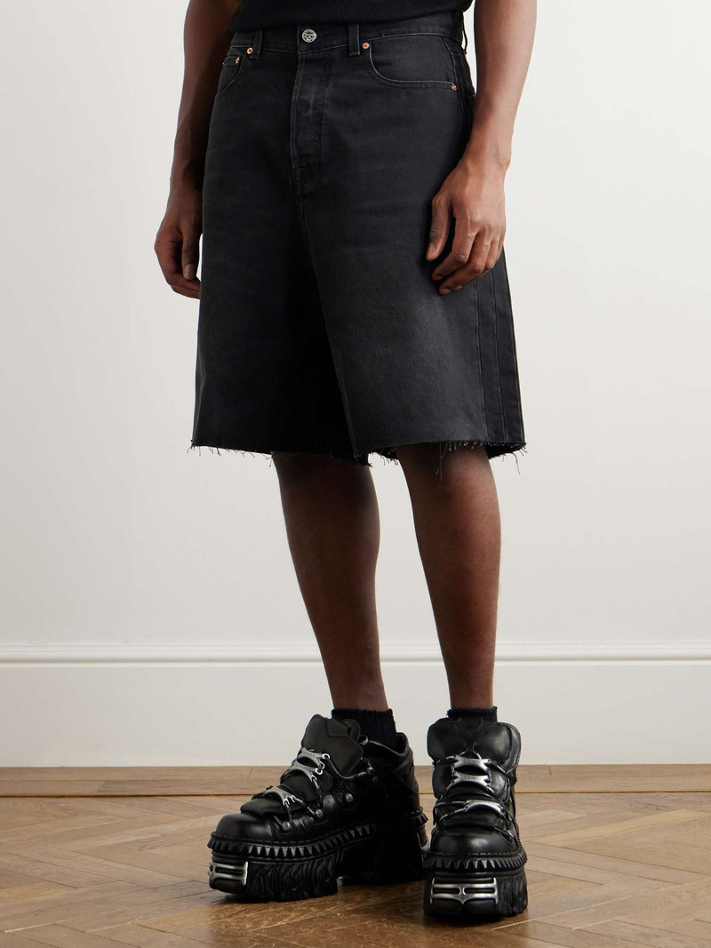 Wide-Leg Frayed Denim Shorts 4