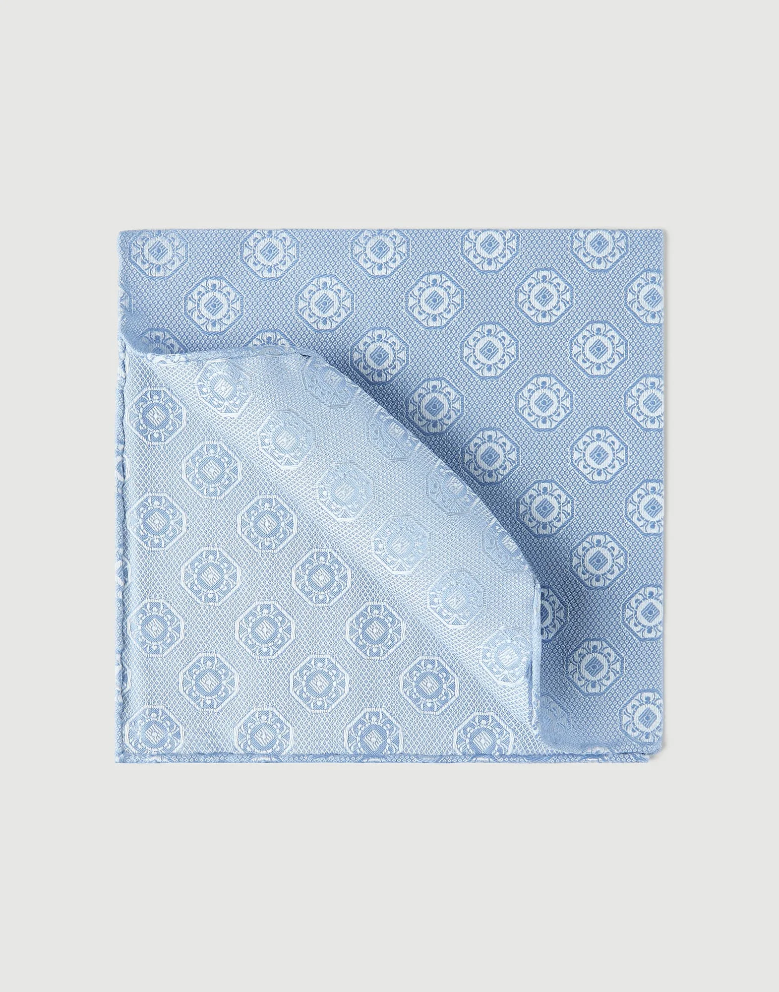 Silk pocket square with medallion design - 1