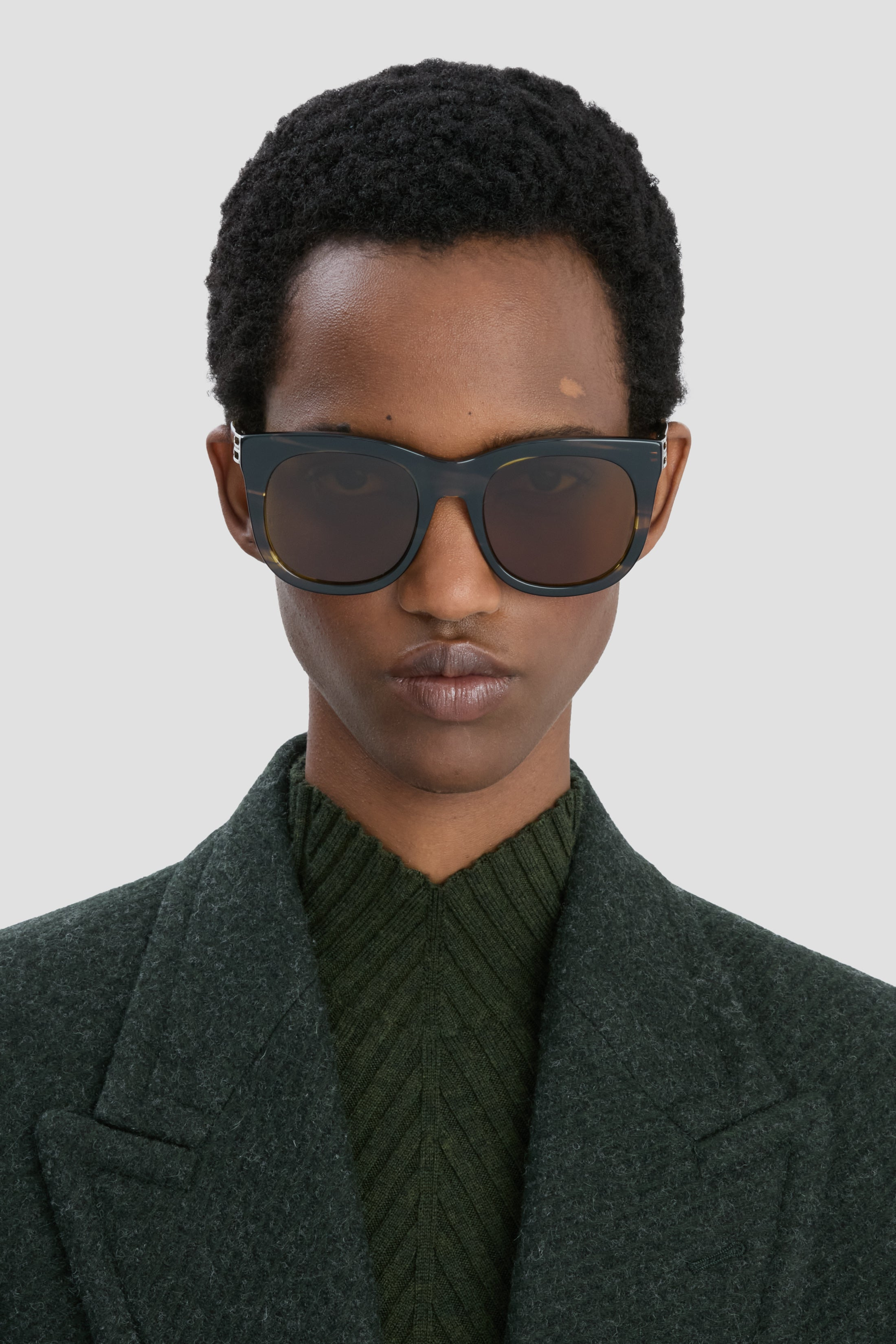 Acetate B Frame Sunglasses in Striped Khaki Horn - 2
