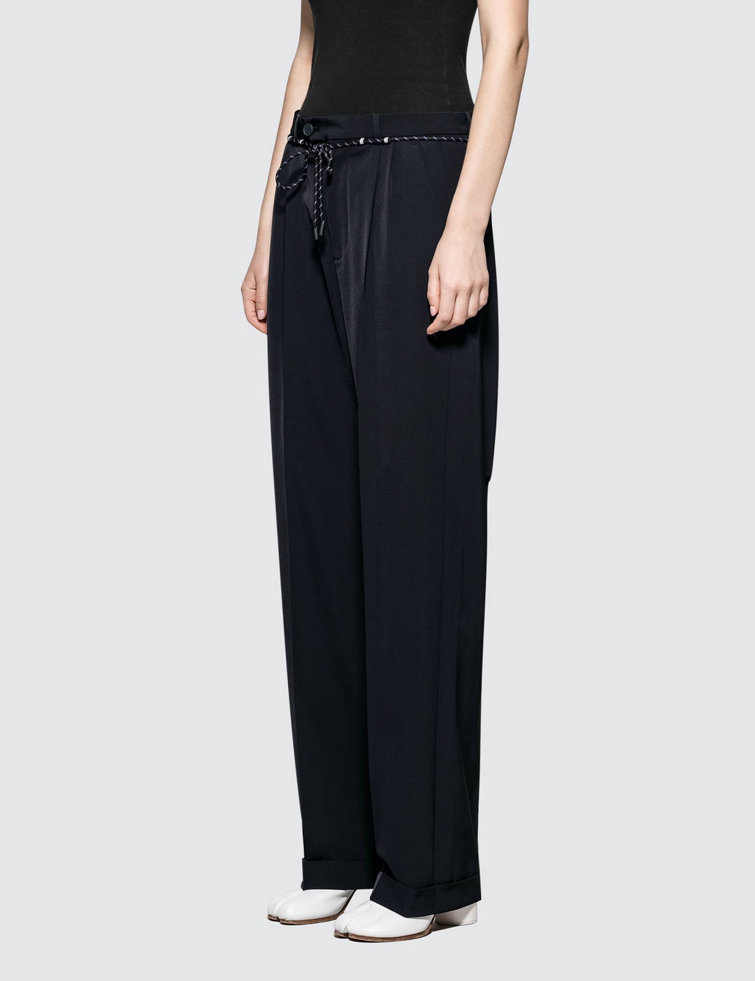 Pleated Stretch-Canvas Pants - 2