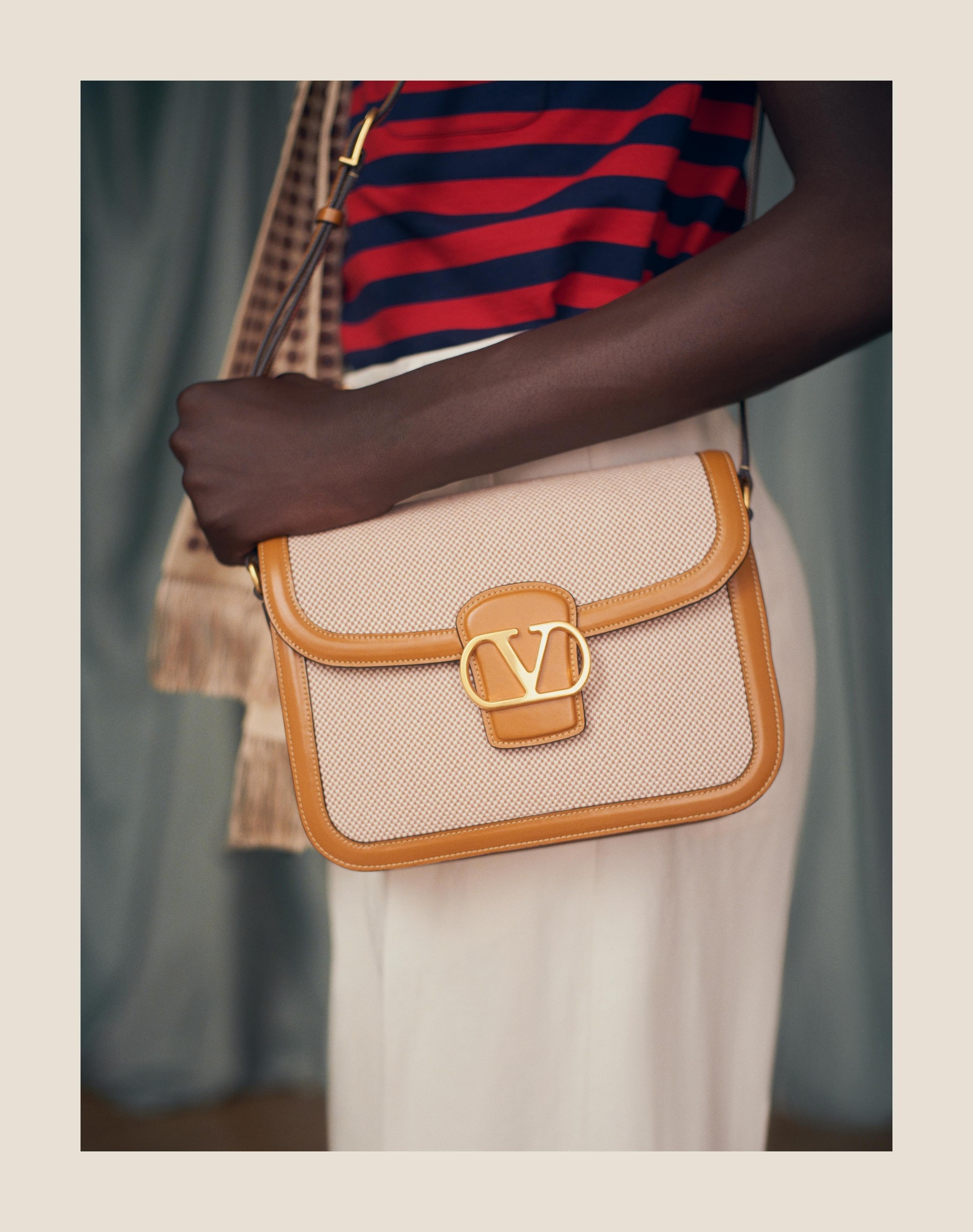 Valentino VALENTINO GARAVANI 9TO5 CANVAS SHOULDER BAG
