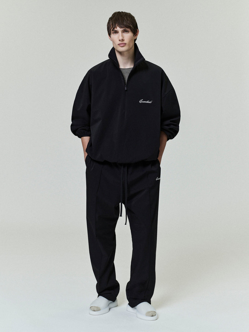 Sporty Nylon Relaxed Trackpant 3