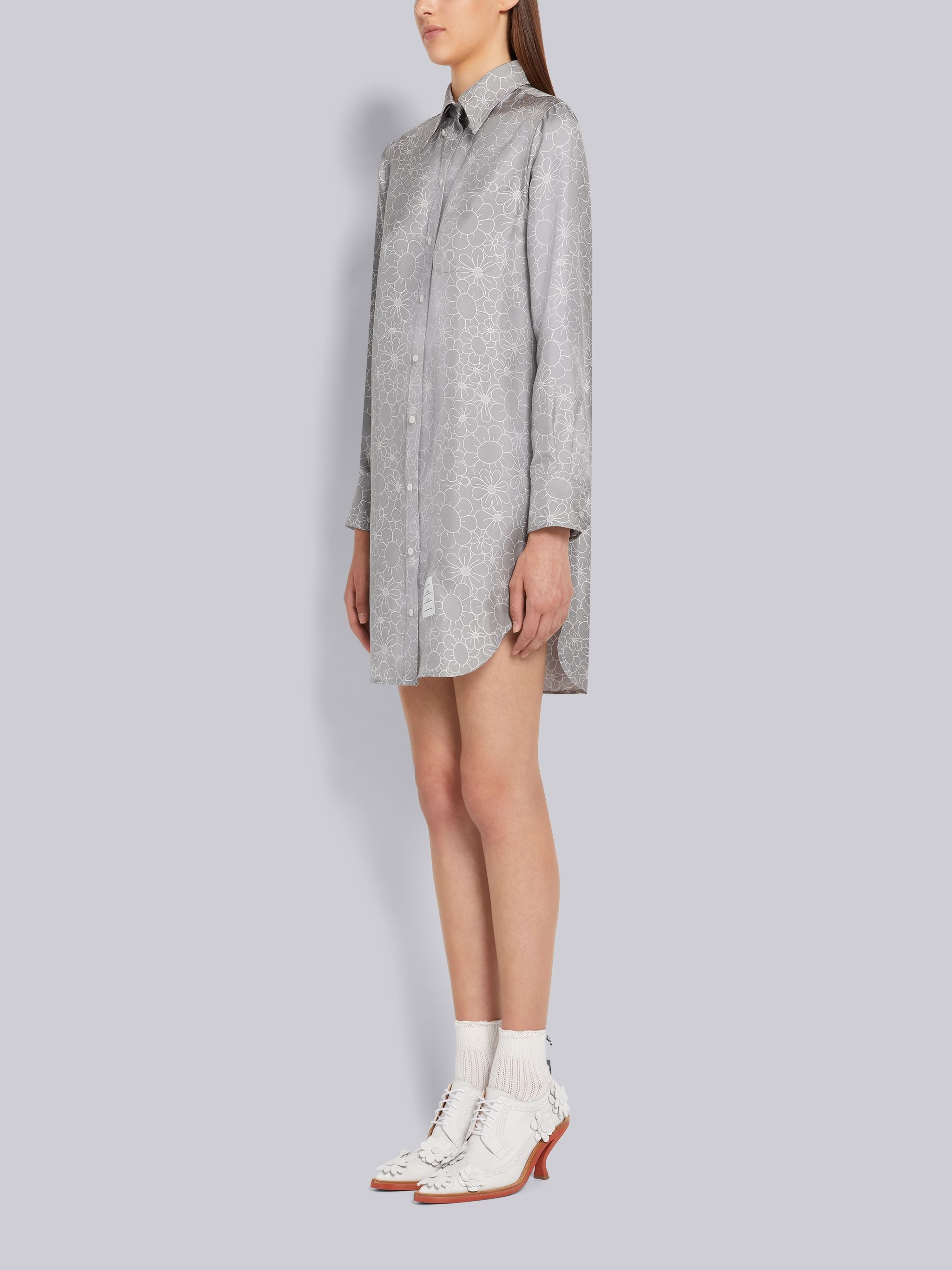 Medium Grey Floral Toile Printed Silk Point Collar Thigh Length Shirtdress - 2