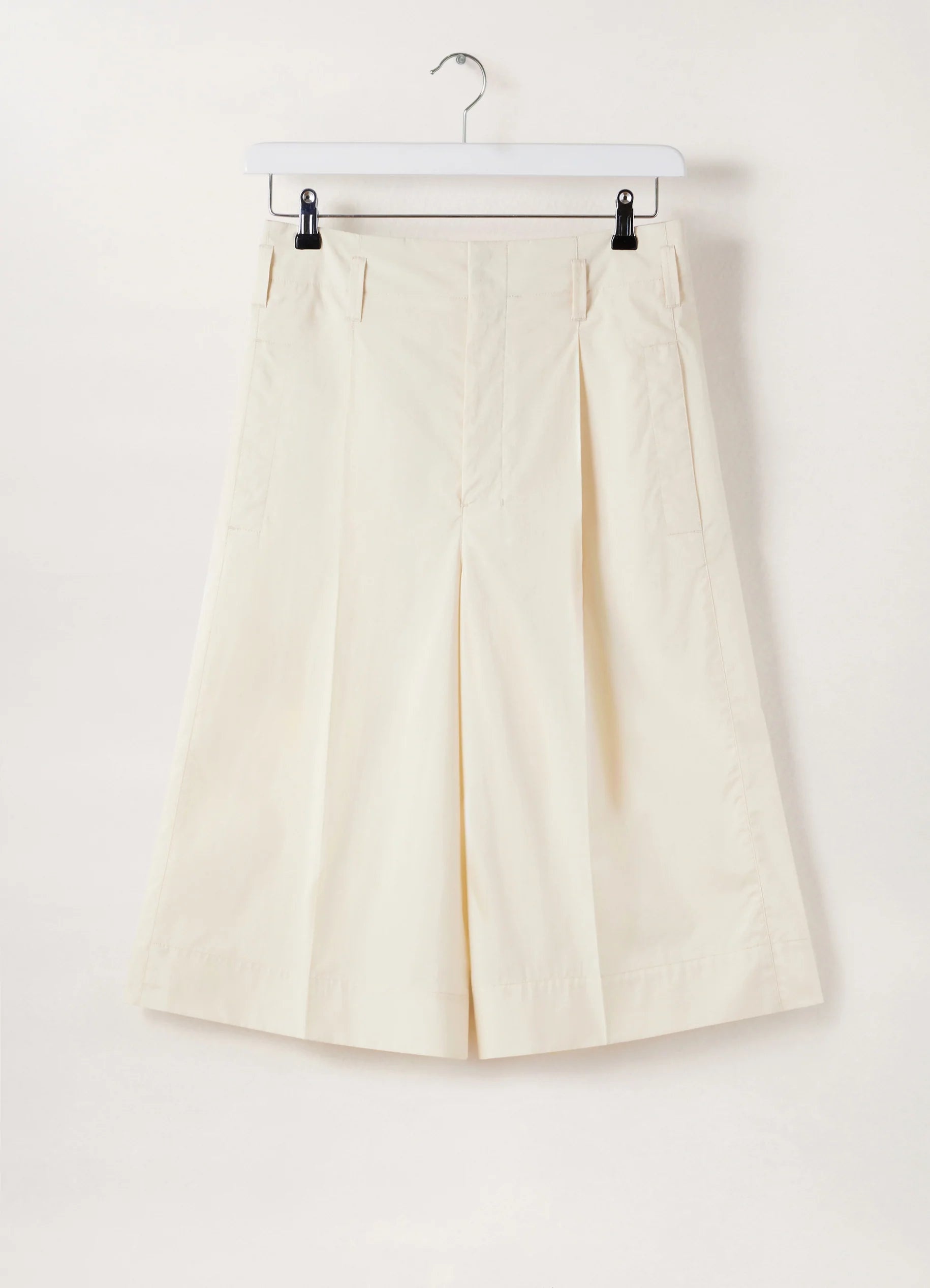 LARGE PLEATED SHORTS
COTTON POPLIN - 1