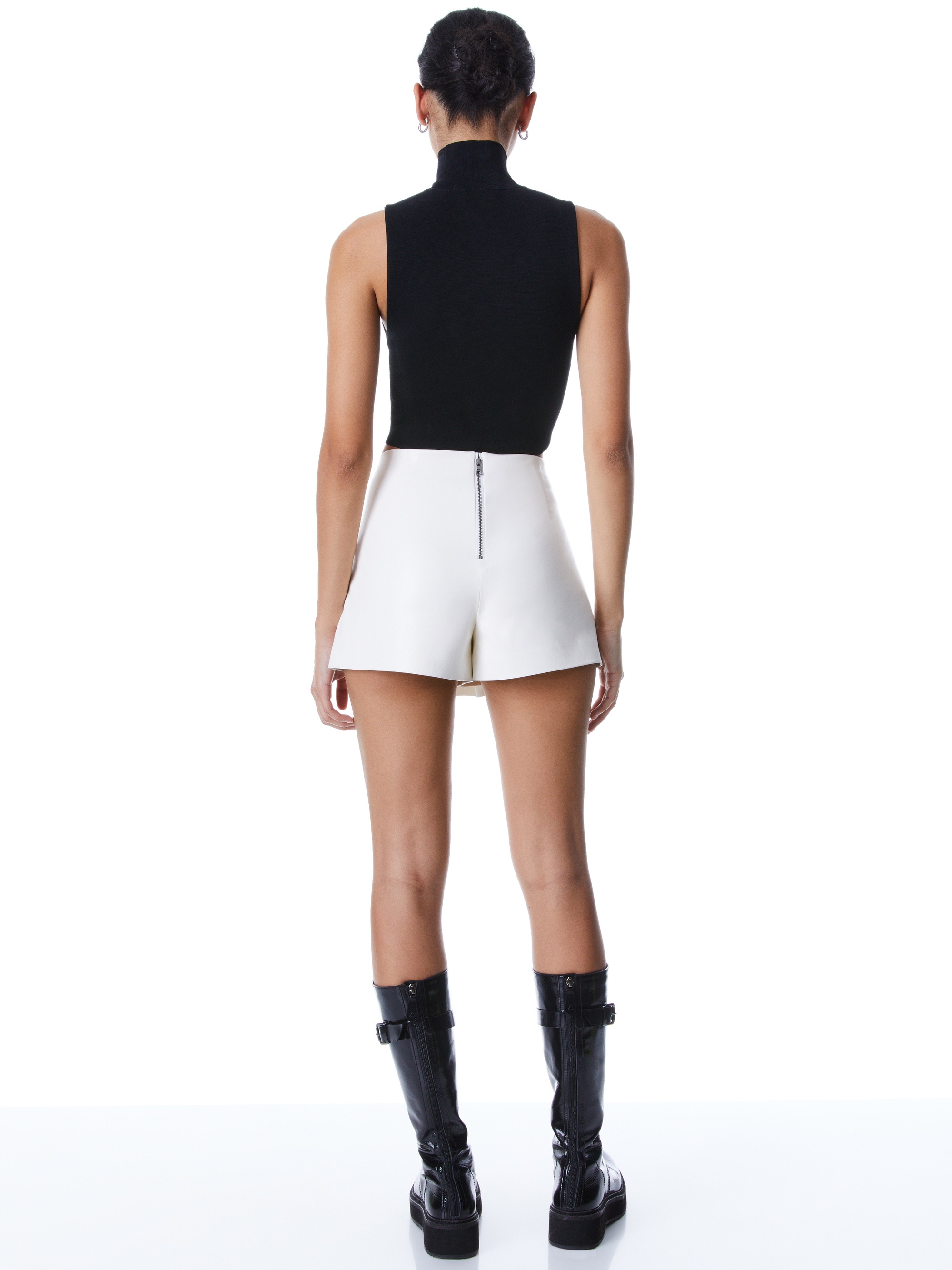 LILIA VEGAN LEATHER SKORT - 3
