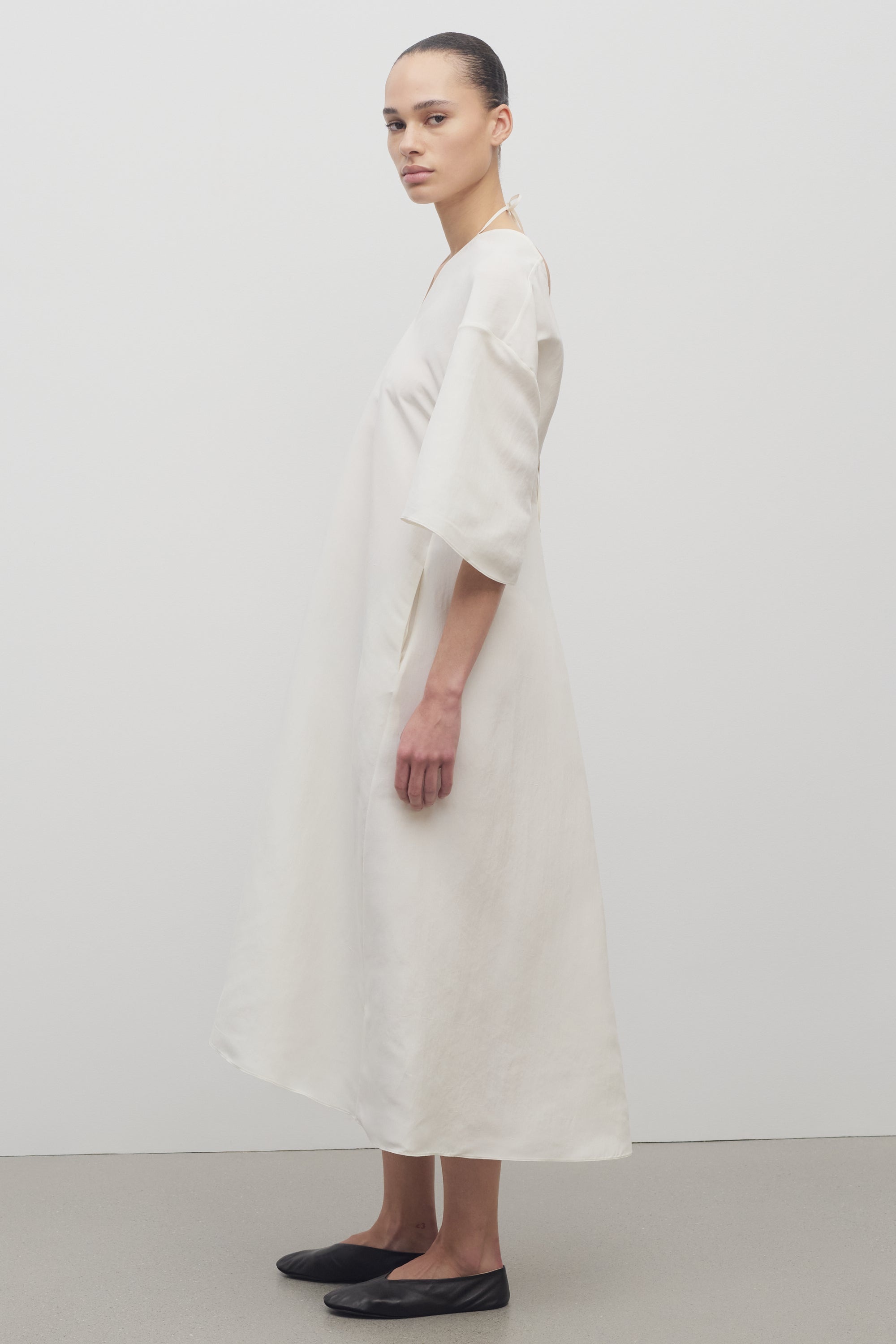 Mia Dress in Silk - 4
