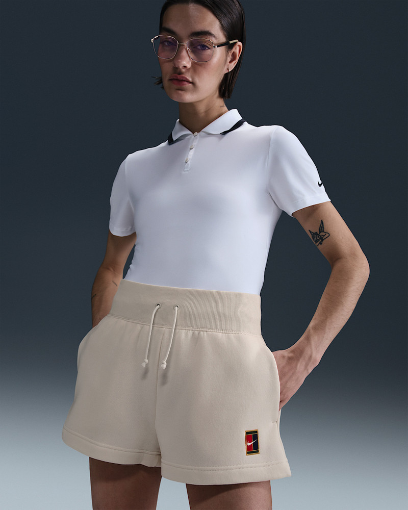 Nike NikeCourt Phoenix Fleece Women's High-Waisted Loose Shorts outlook