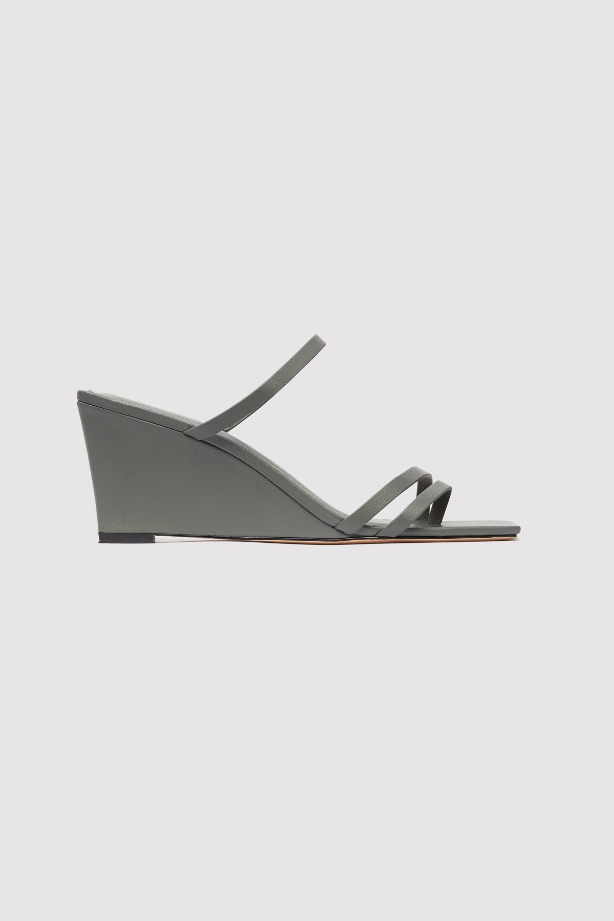 Minimal Wedge Heel - Castor Grey - 3