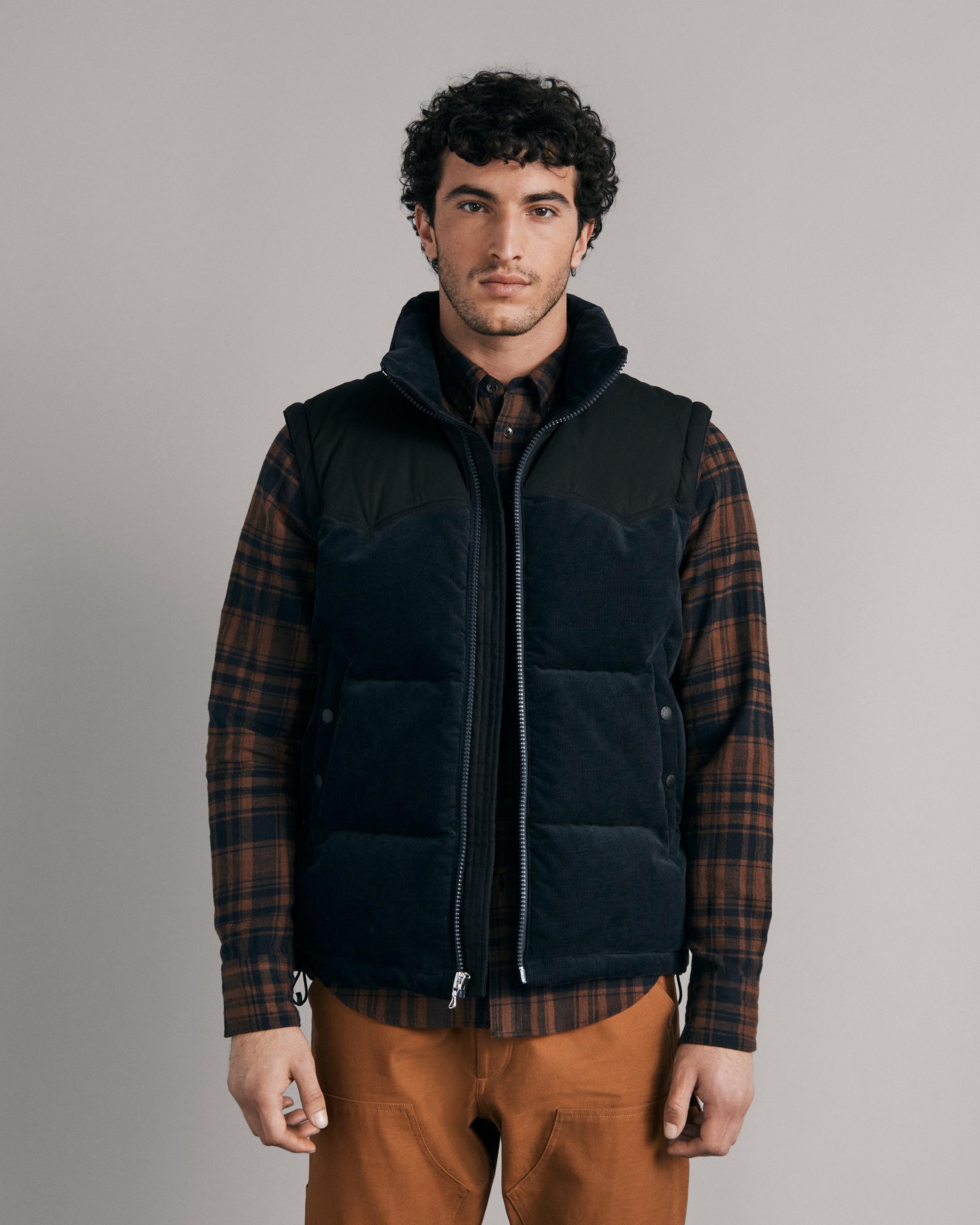 Holt Corduroy Jacket
Classic Fit Jacket - 4