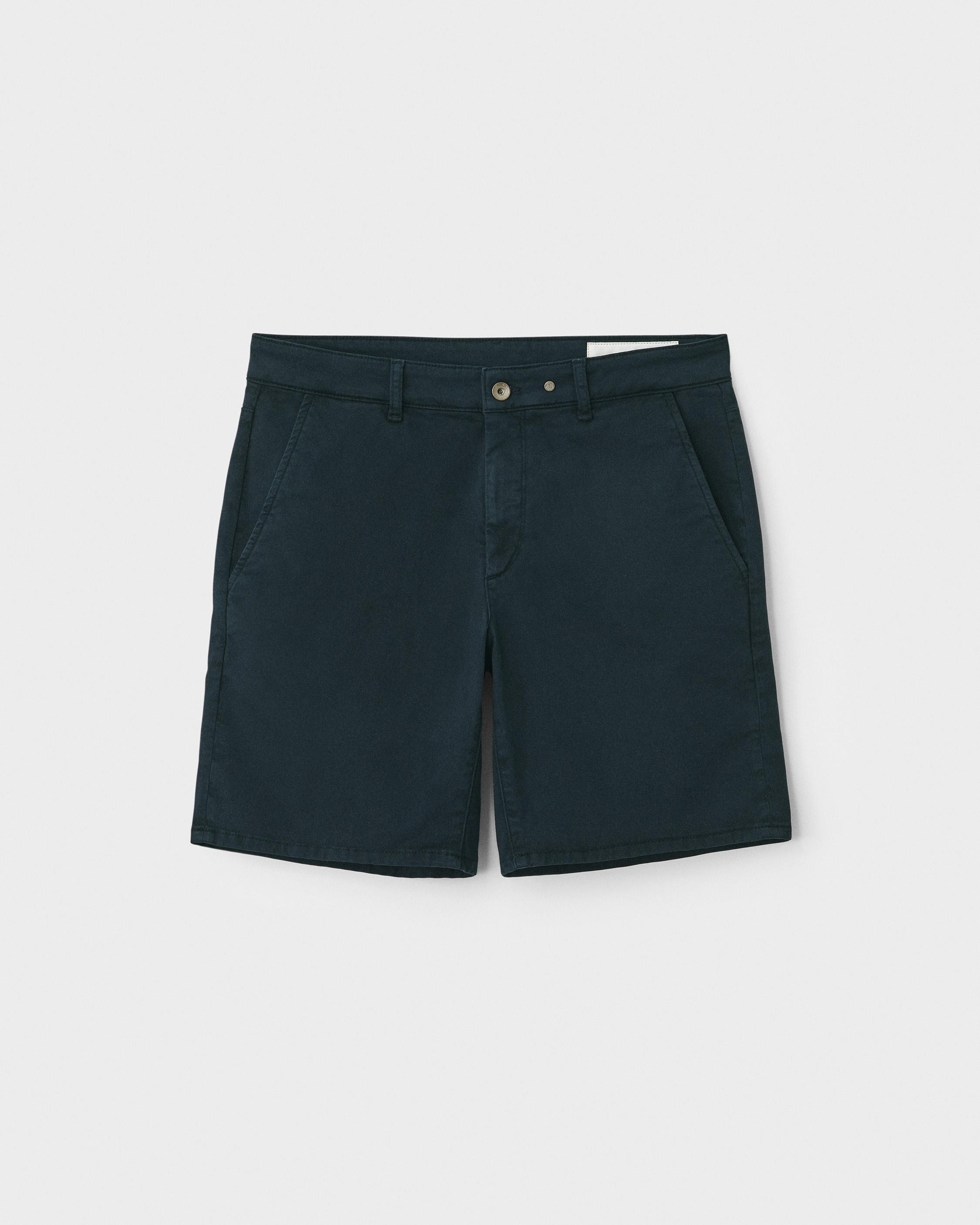 Perry Cotton Stretch Twill Short
Slim Fit Short - 1