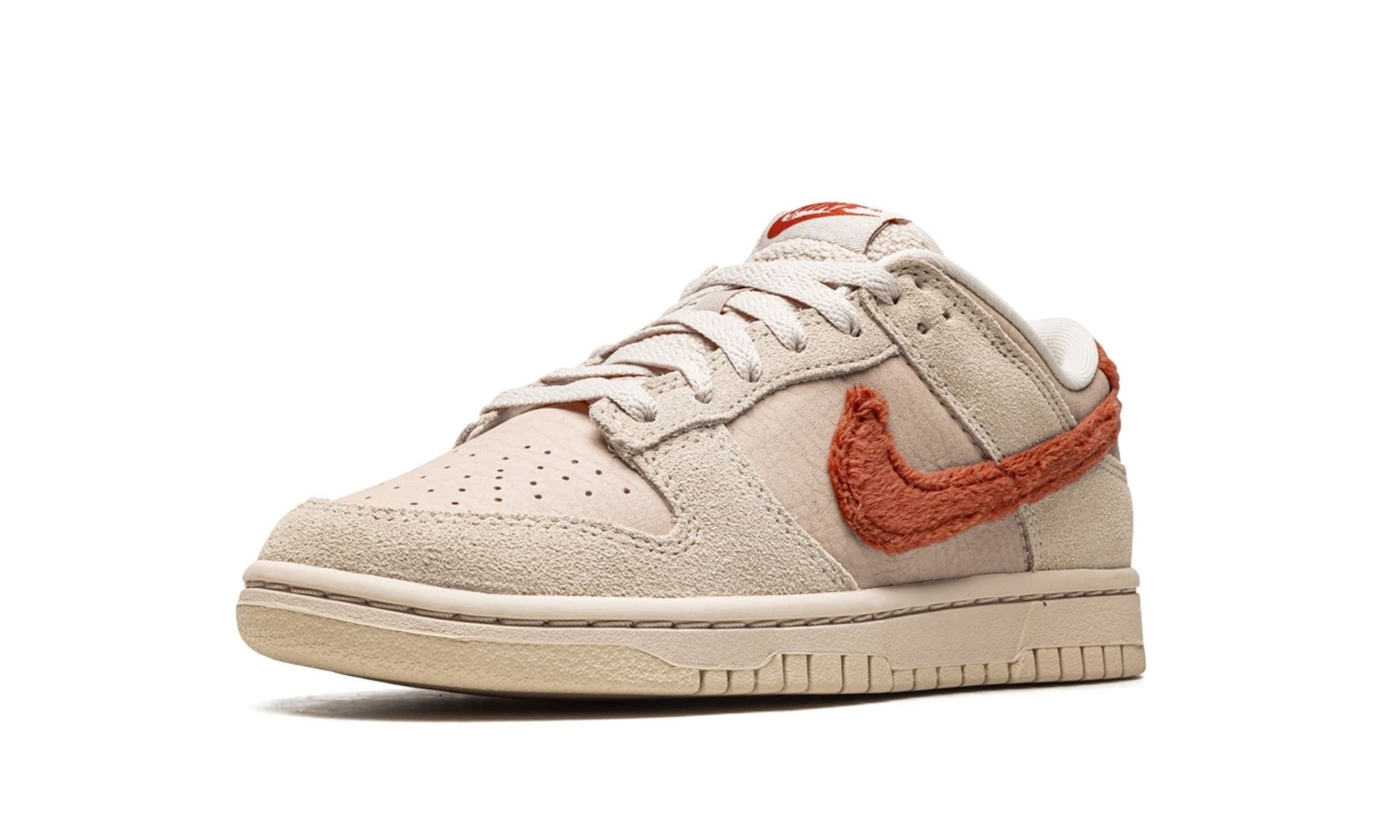 WMNS Nike Dunk Low "Terry Swoosh" - 4