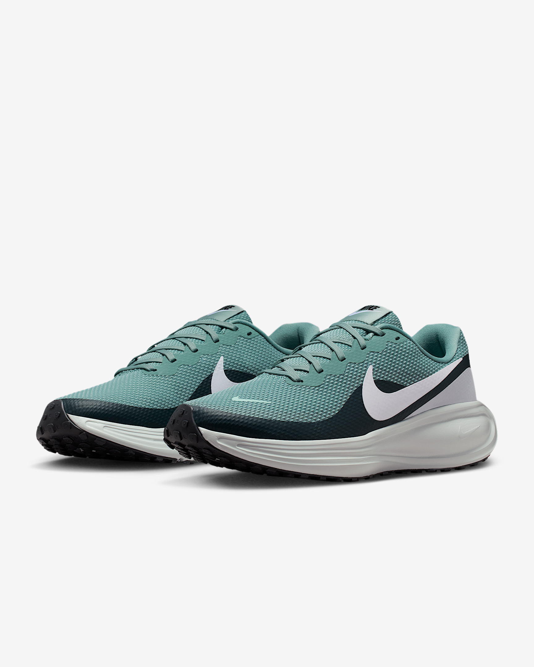 Nike Revolution 8 Men's Road Running Shoes - 5