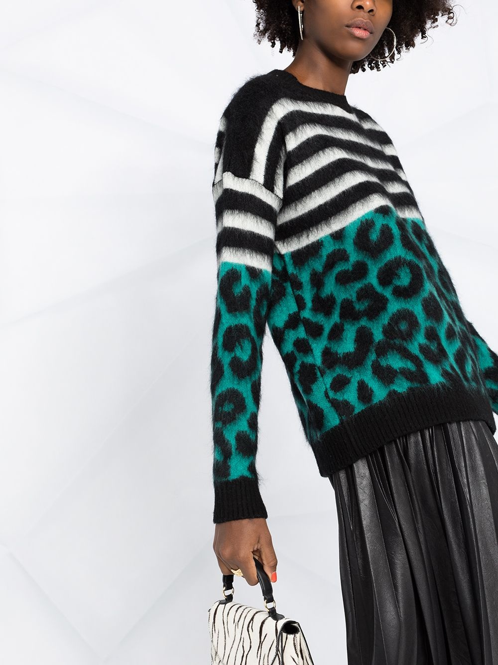 horizontal-stripe leopard-print jumper - 5